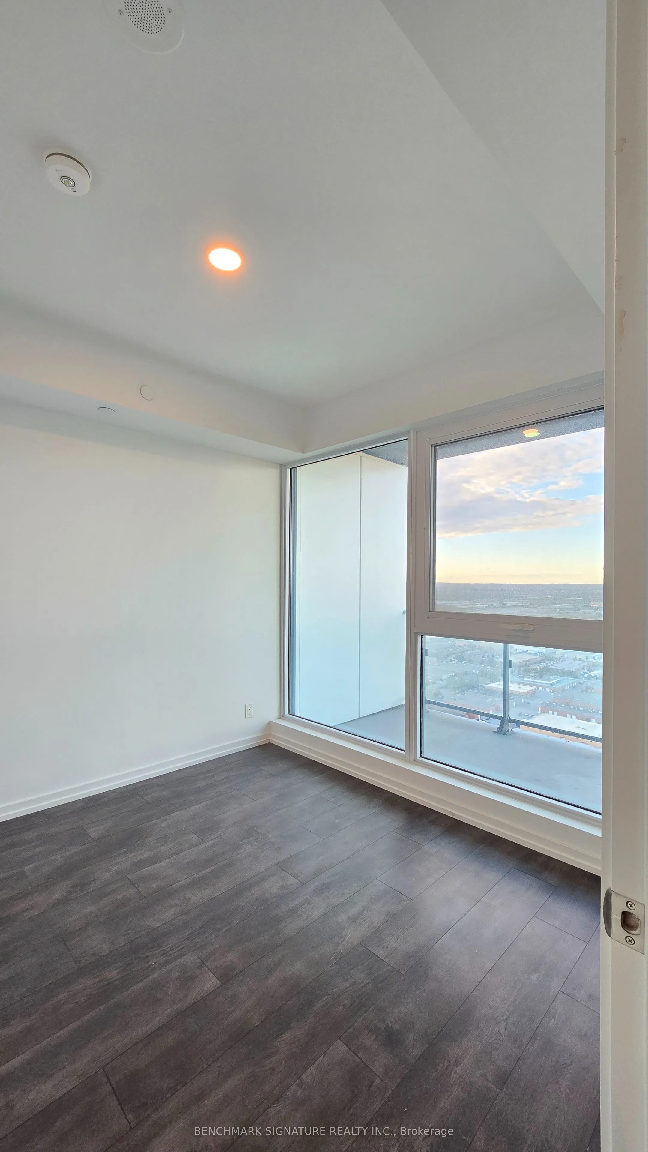 1000 Portage Parkway, #4202