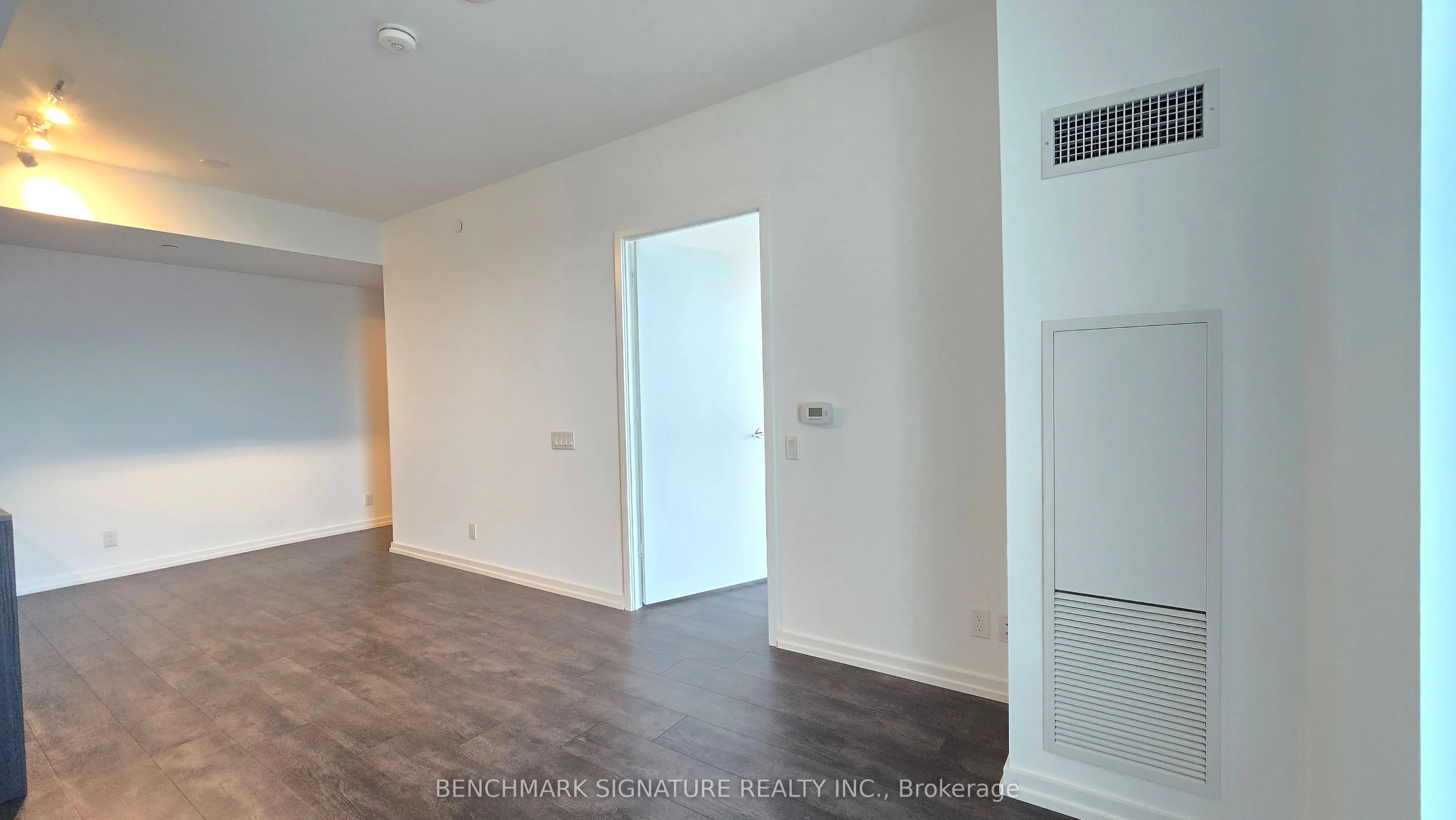 1000 Portage Parkway, #4202
