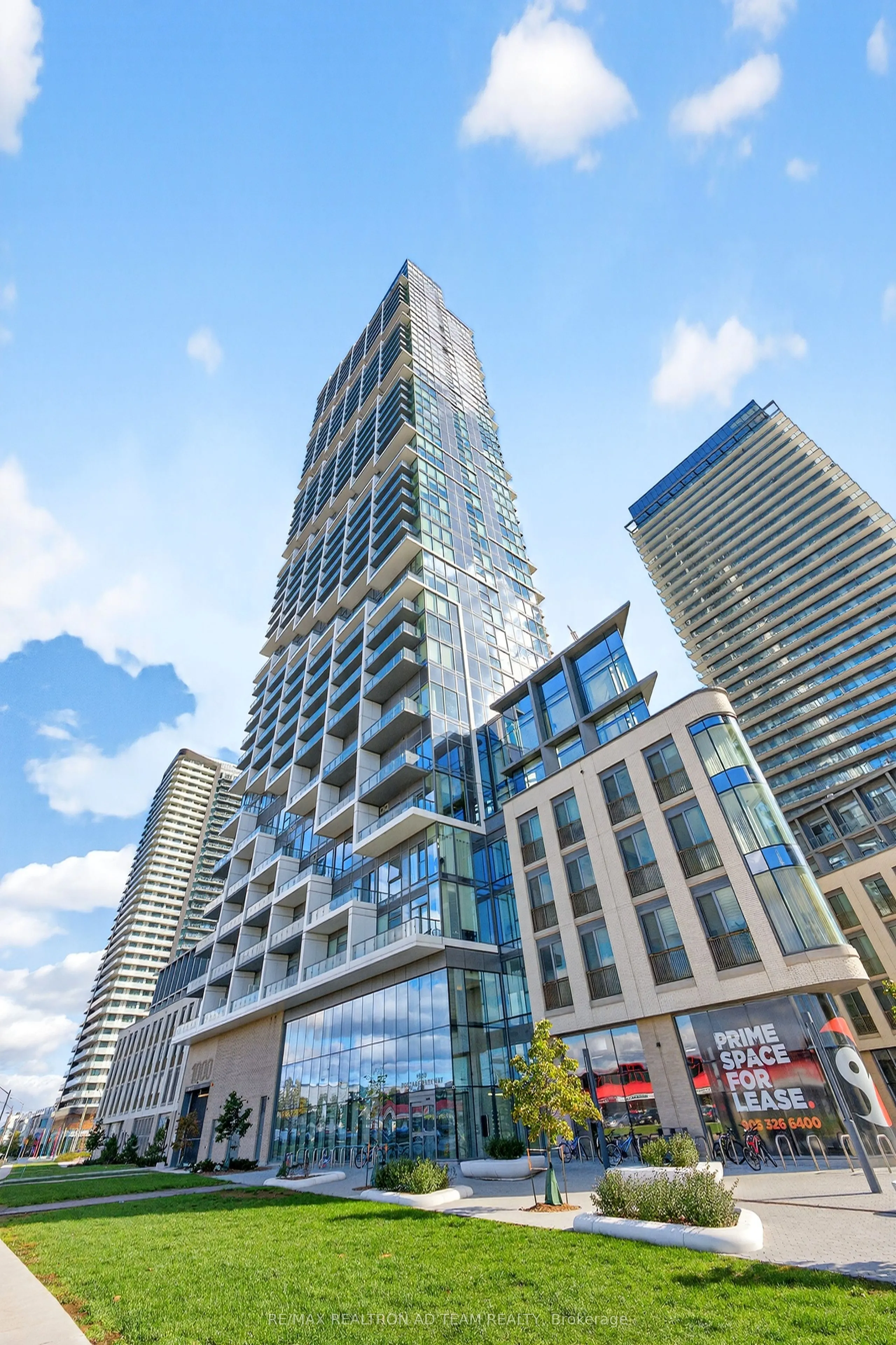 1000 Portage Parkway, #1901