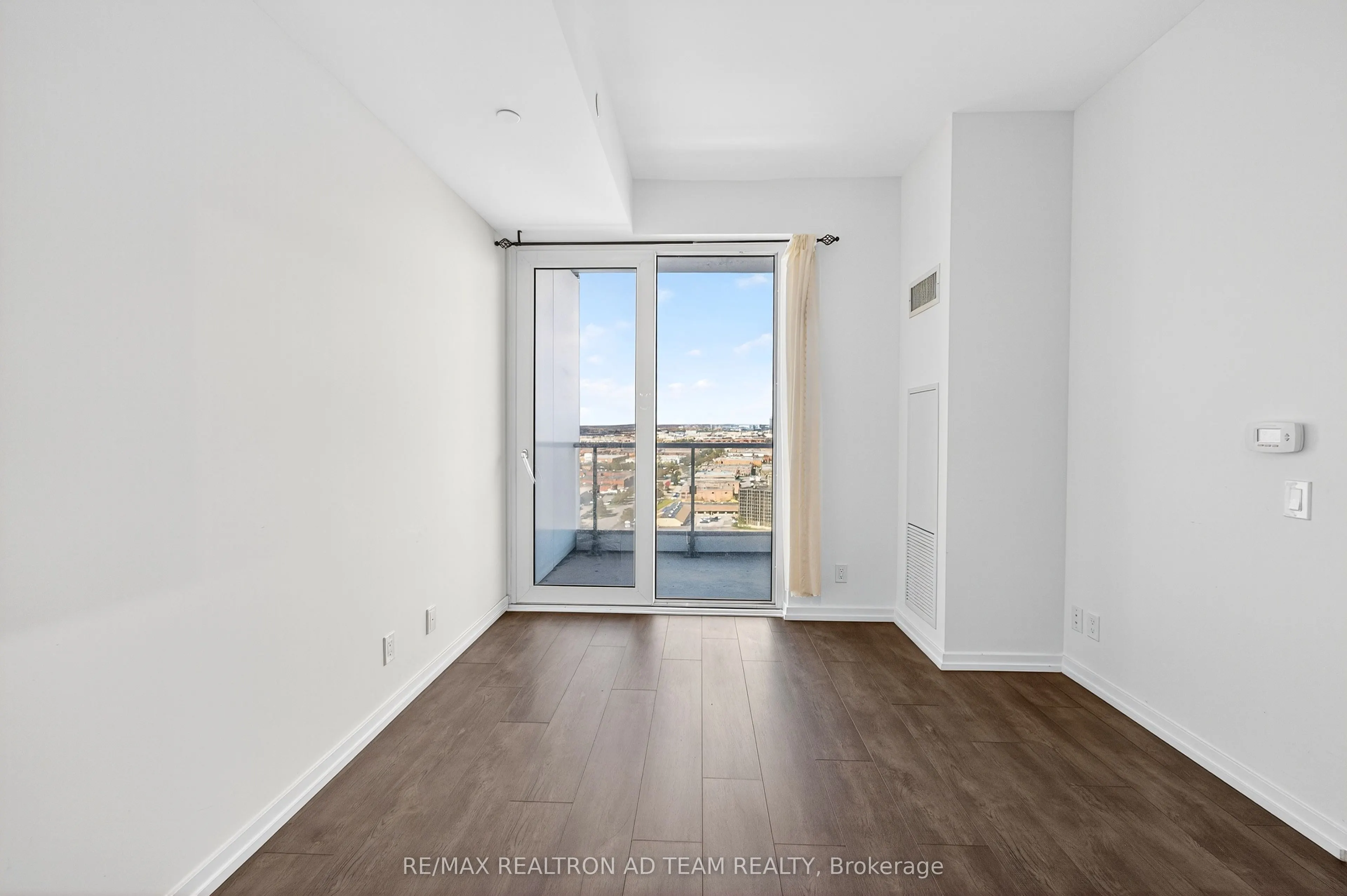 1000 Portage Parkway, #1901