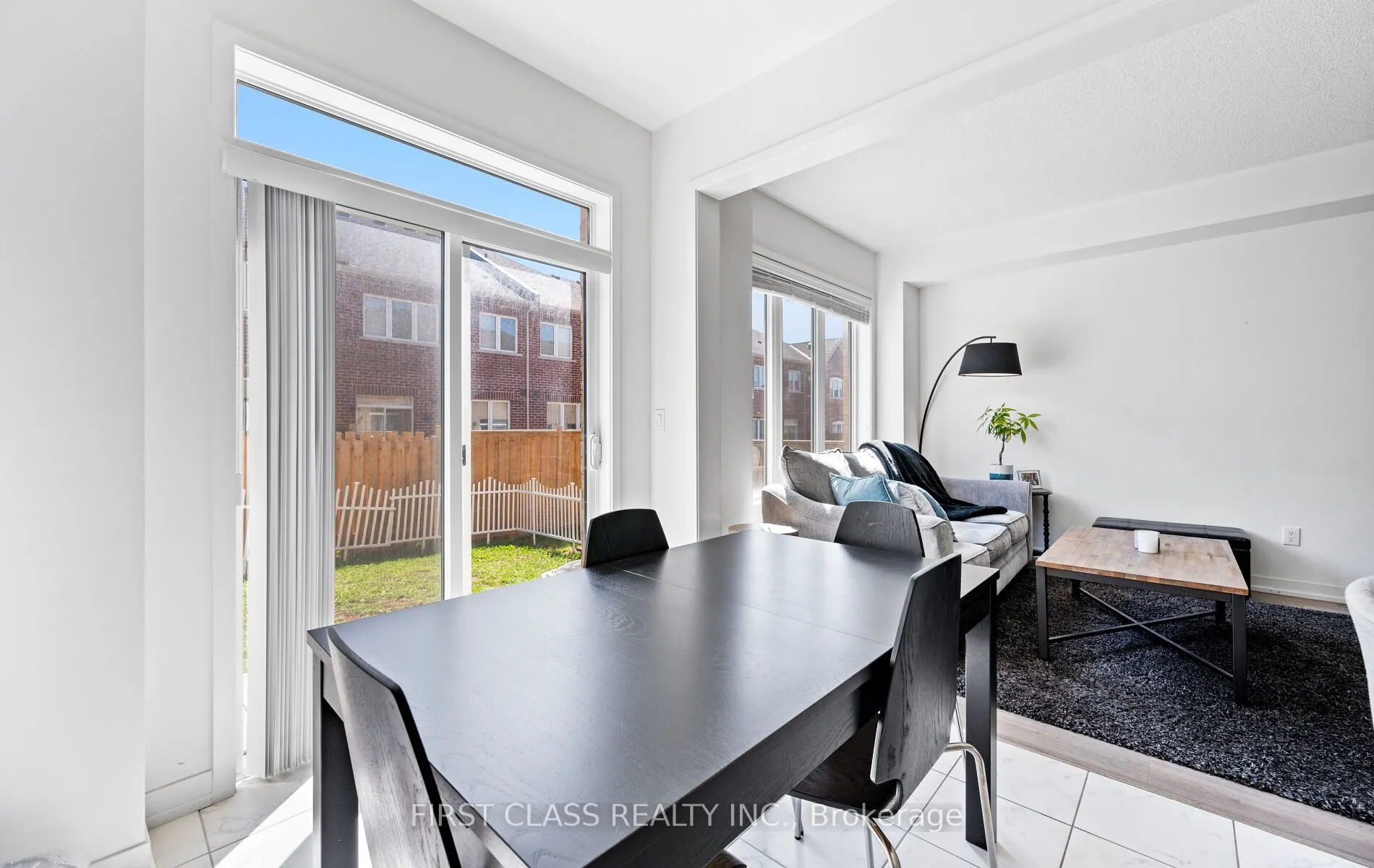 107 Knott End Crescent
