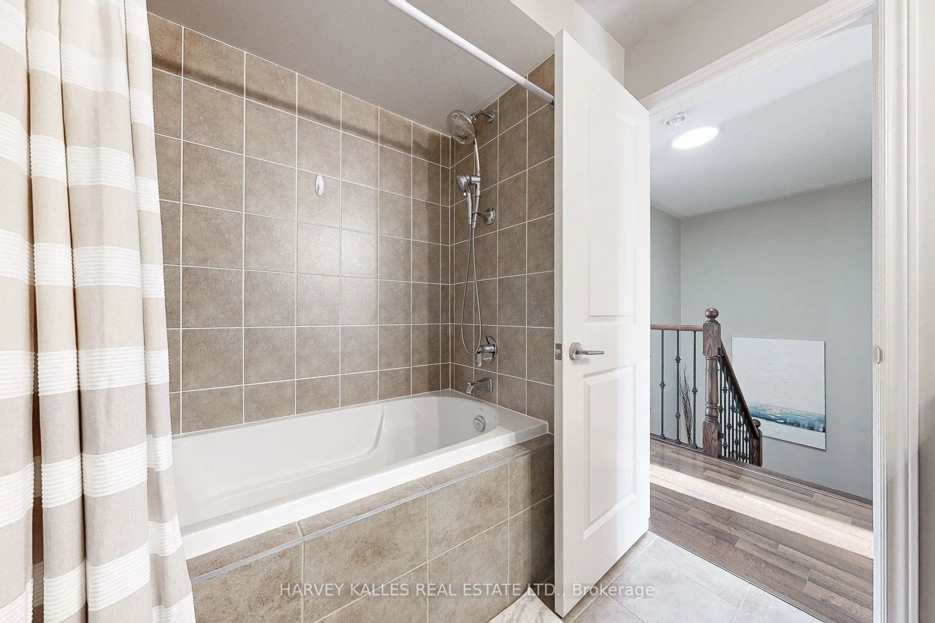 41 Selby Crescent