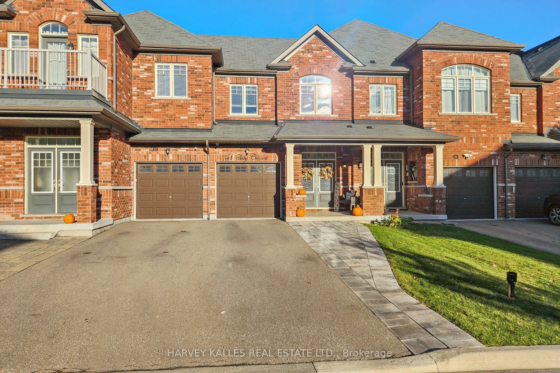 41 Selby Crescent