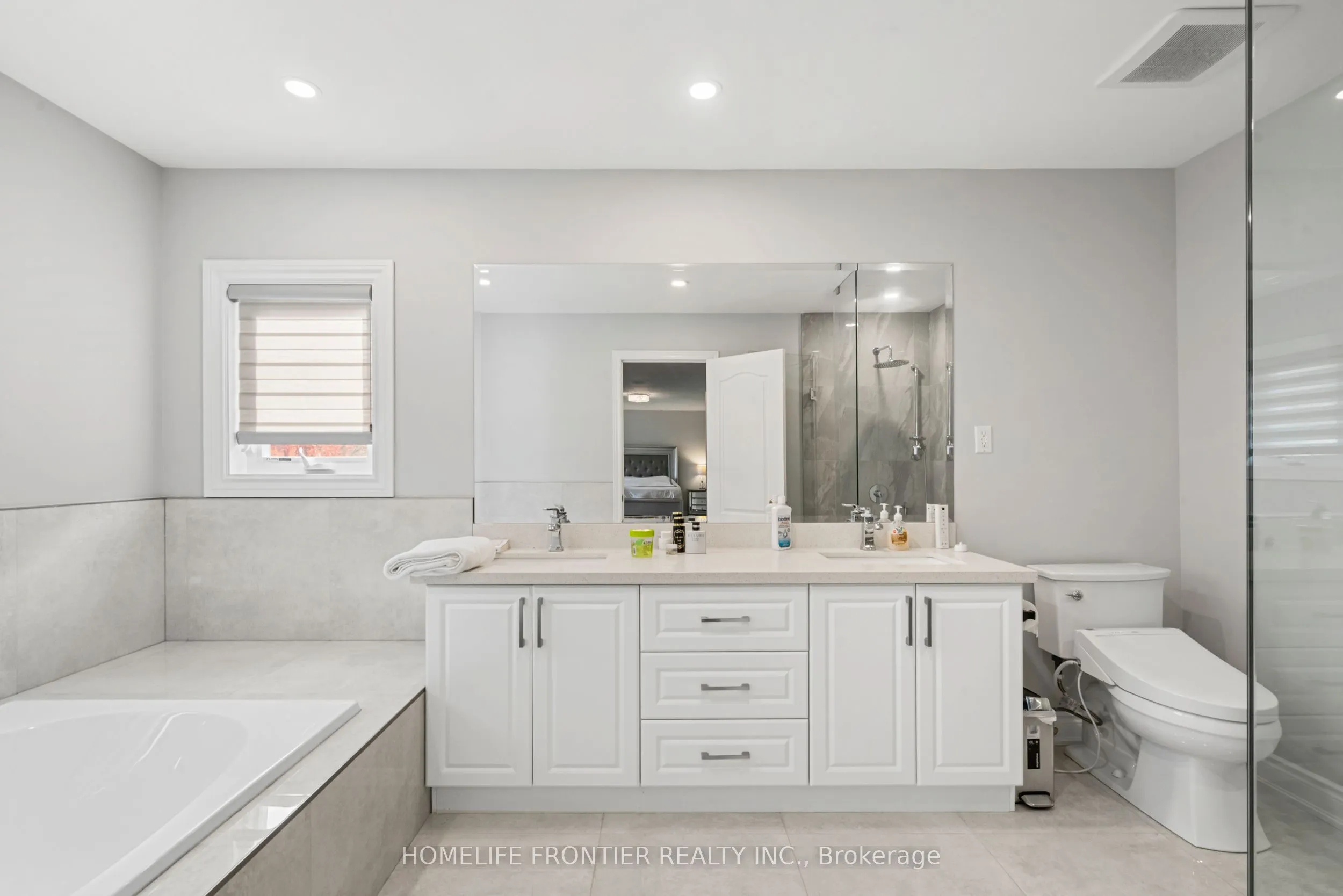 7 Edenbrook Crescent