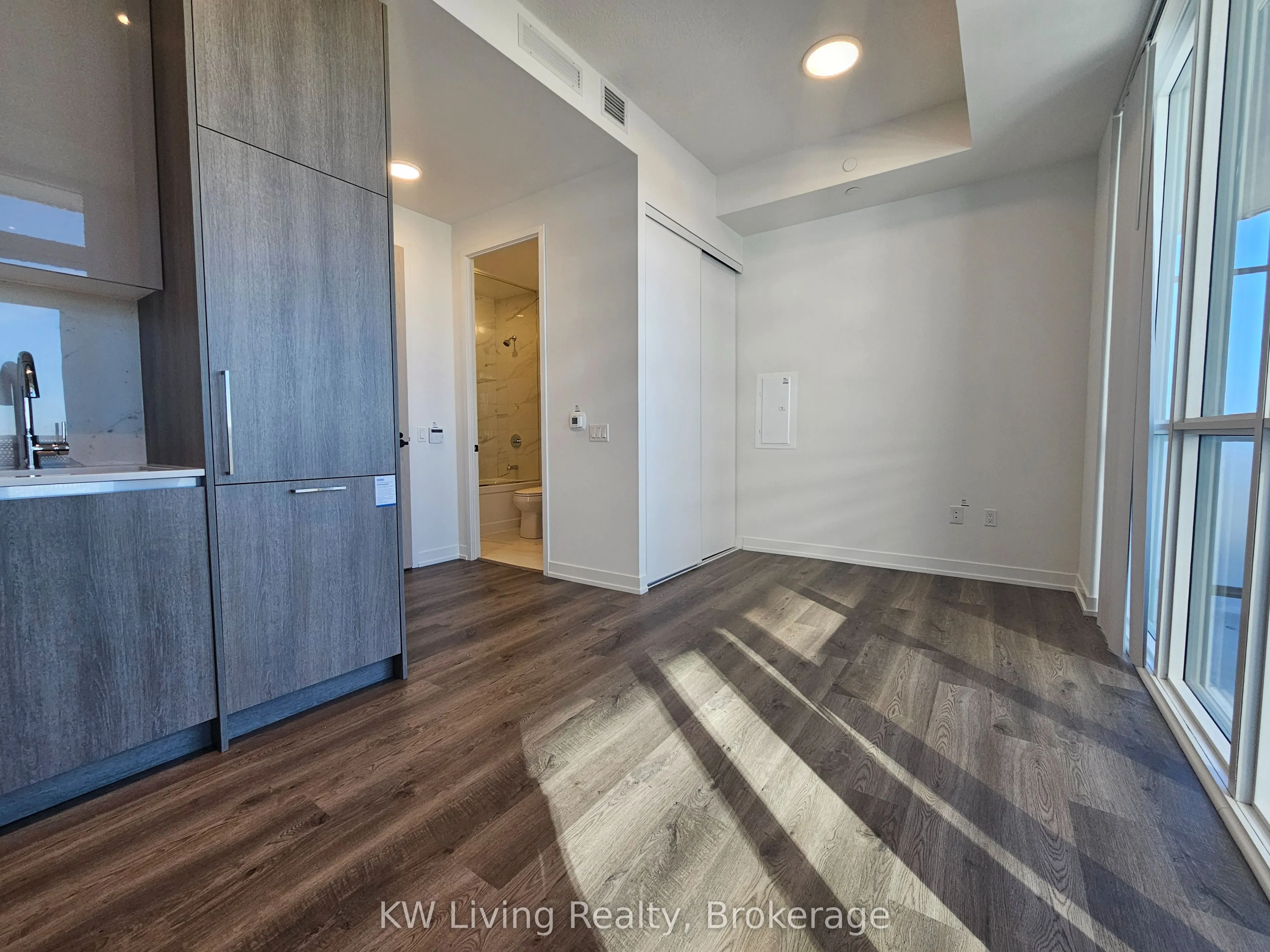 195 Commerce Street, #5312