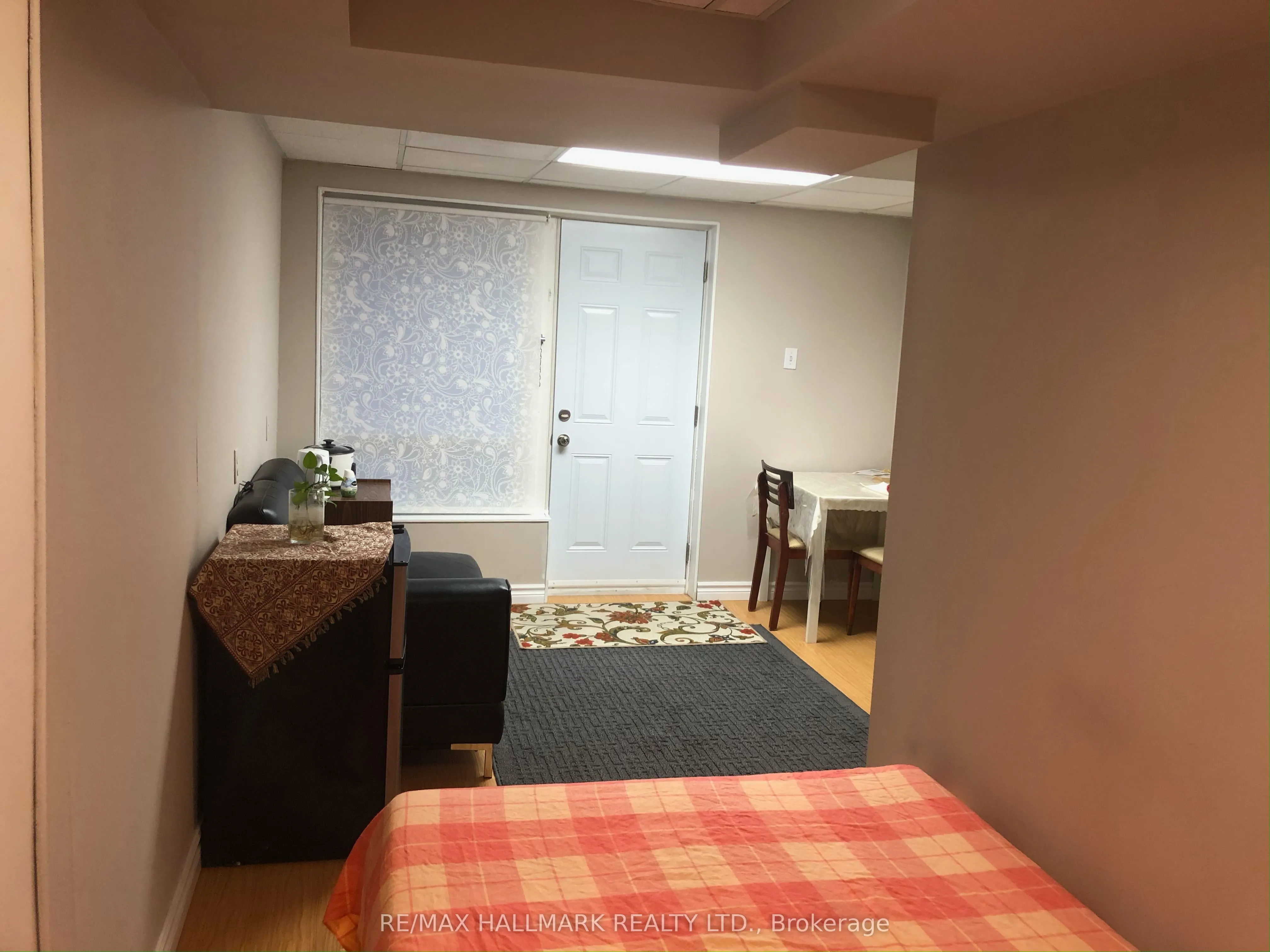 85 Baif Boulevard, #22 - Basement