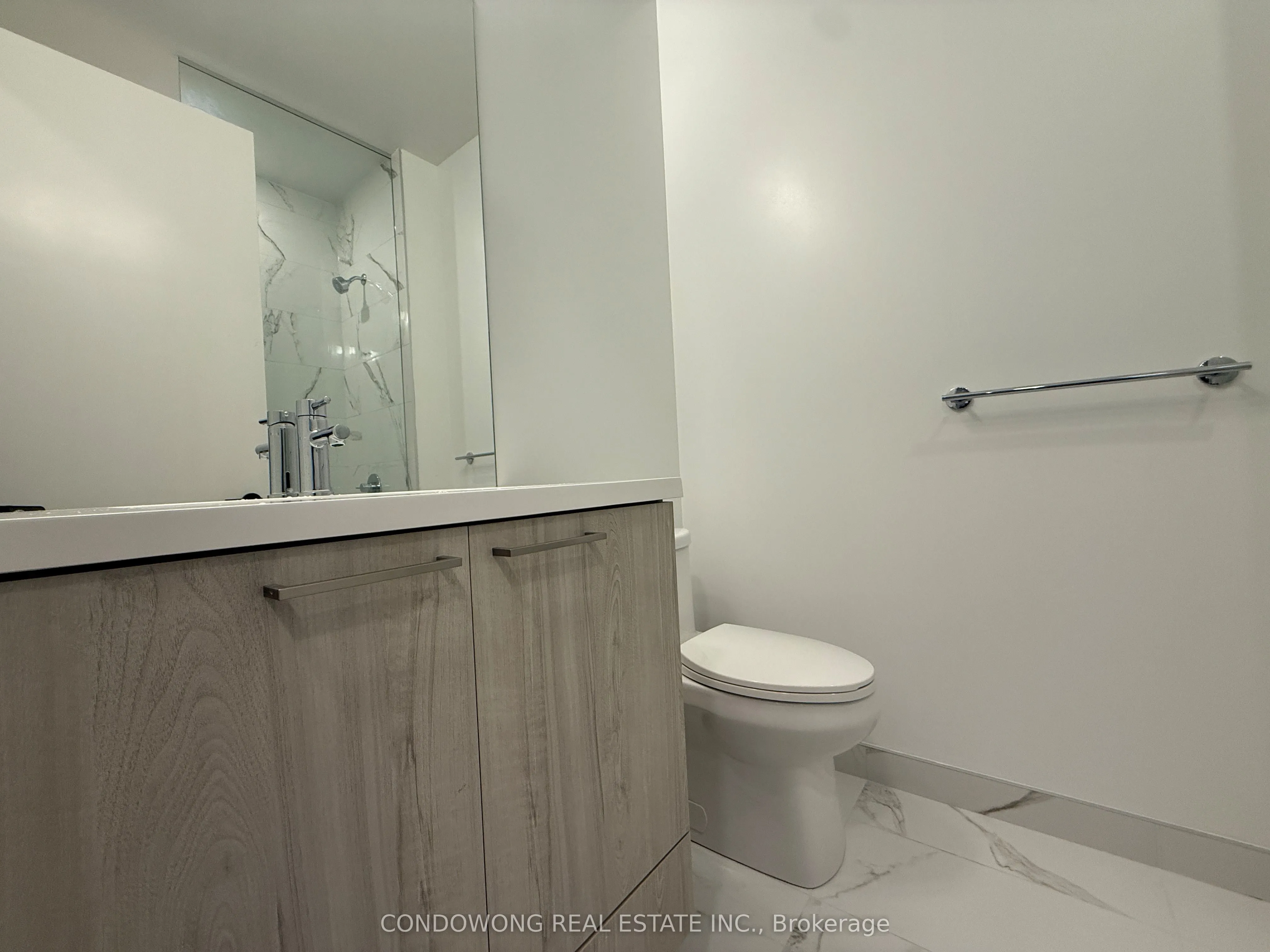225 Commerce Street, #5811