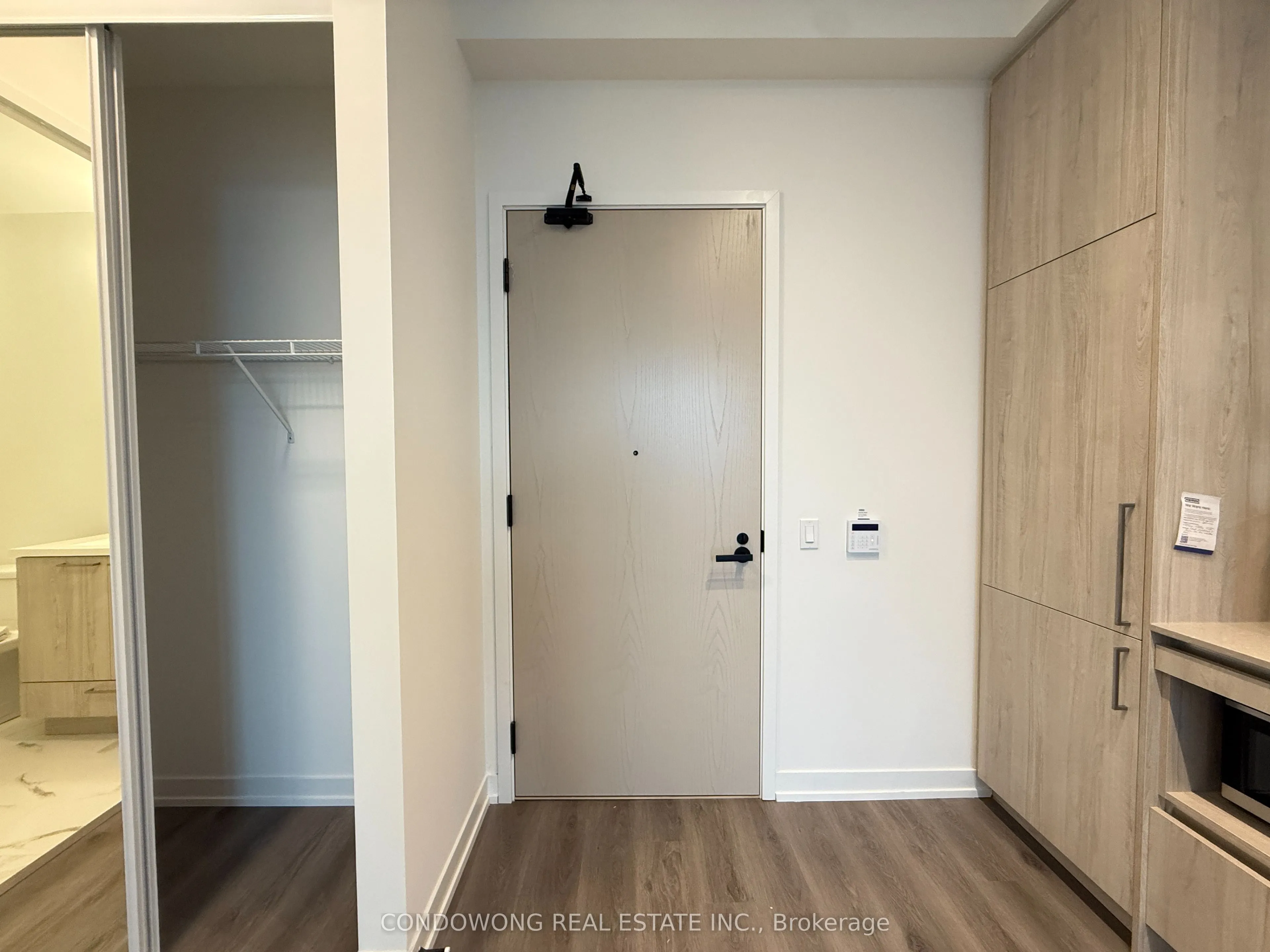 225 Commerce Street, #5811