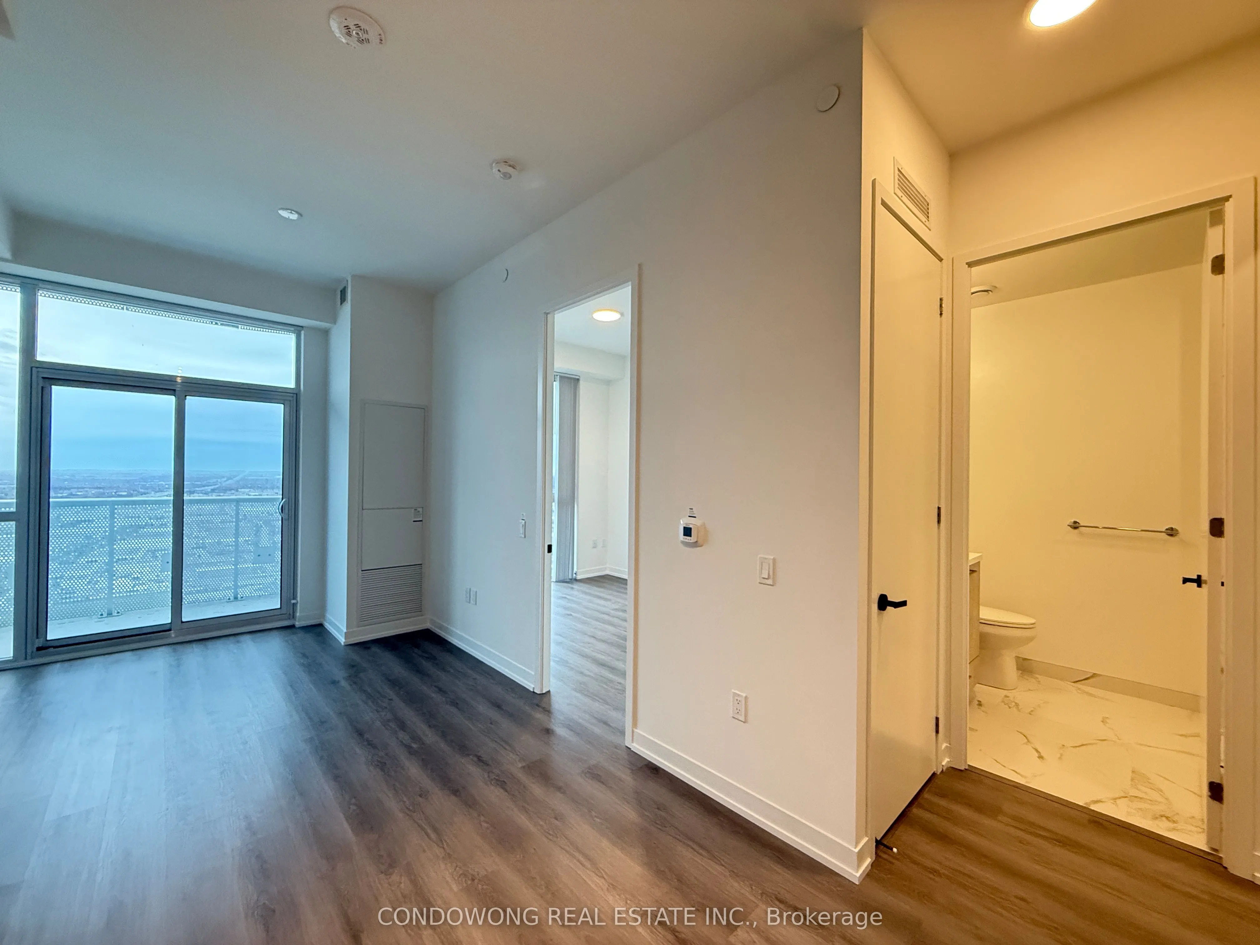 225 Commerce Street, #5811
