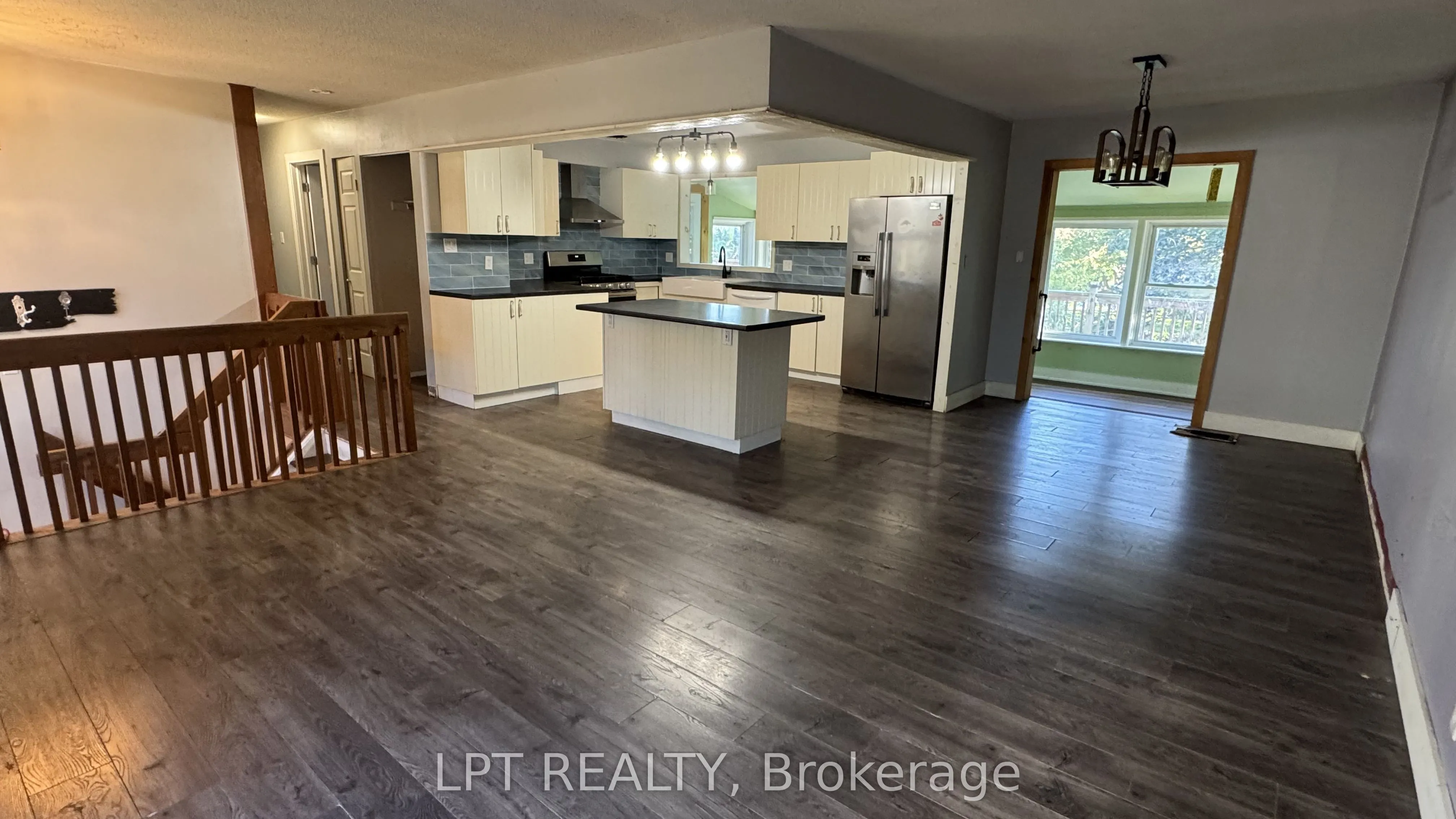 209 Sunset Crescent