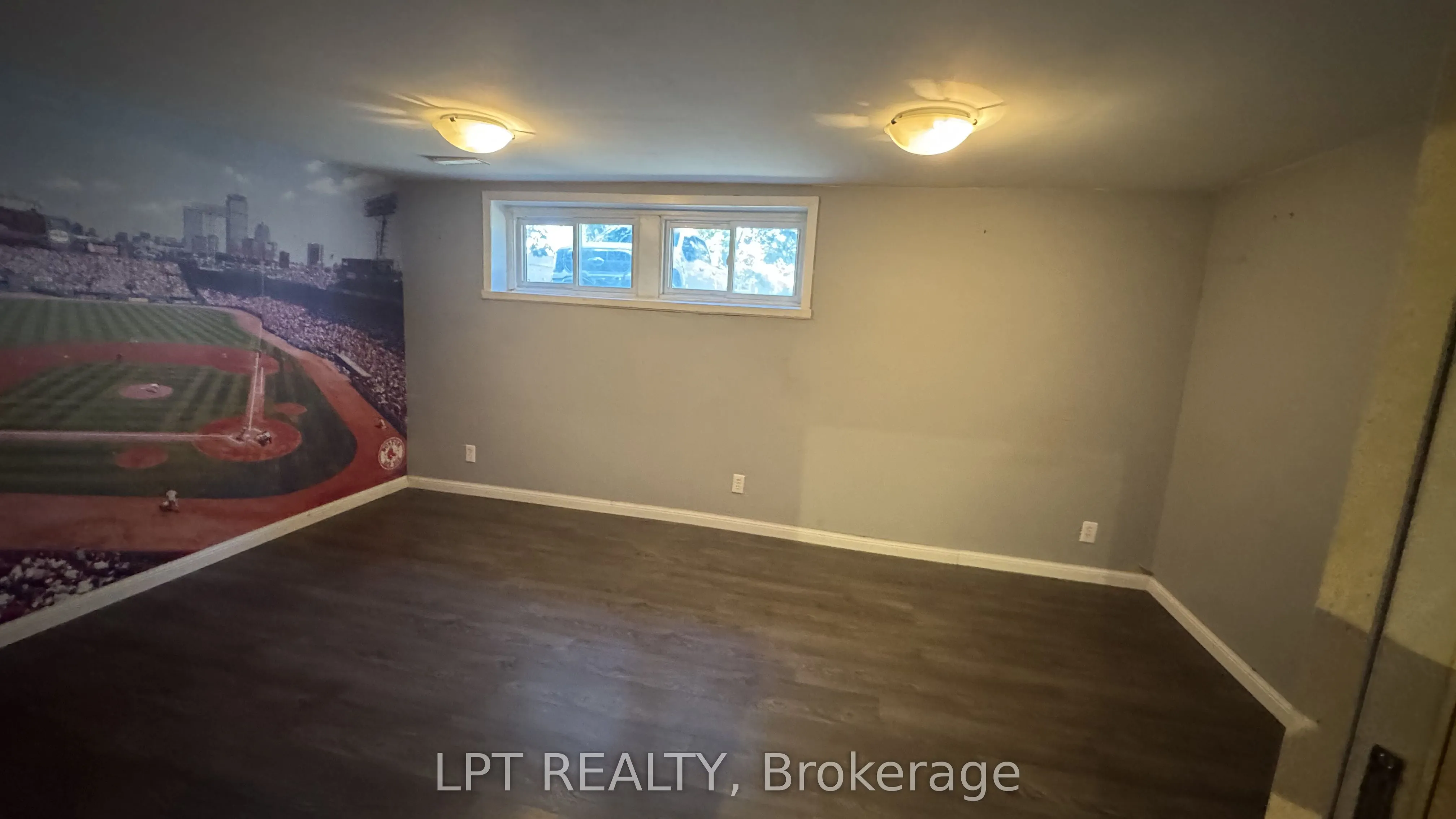 209 Sunset Crescent