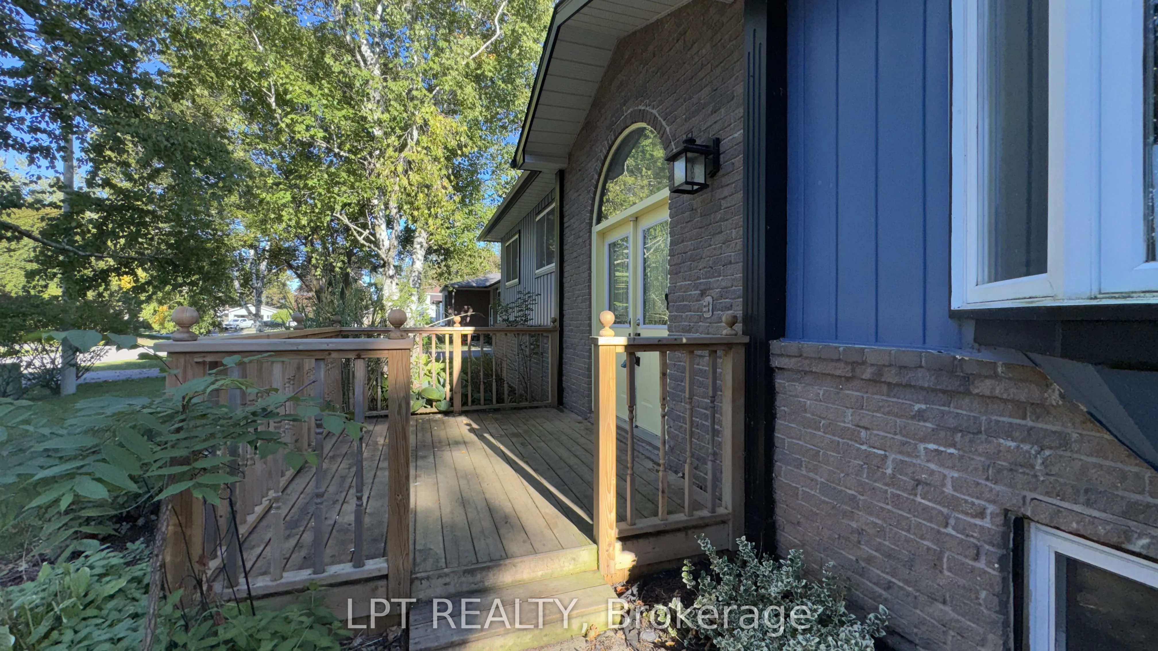 209 Sunset Crescent