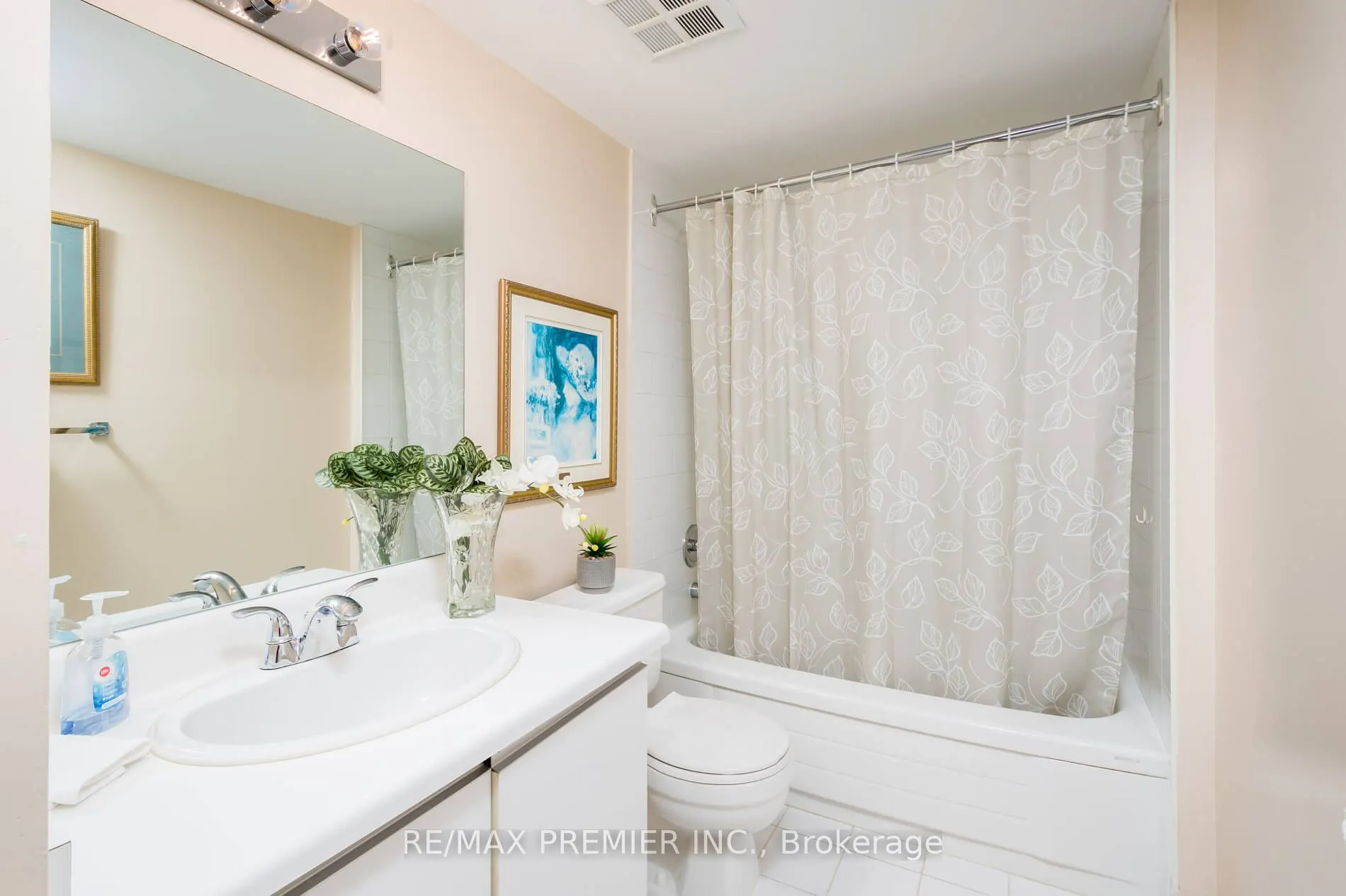 7440 Bathurst Street, #1614