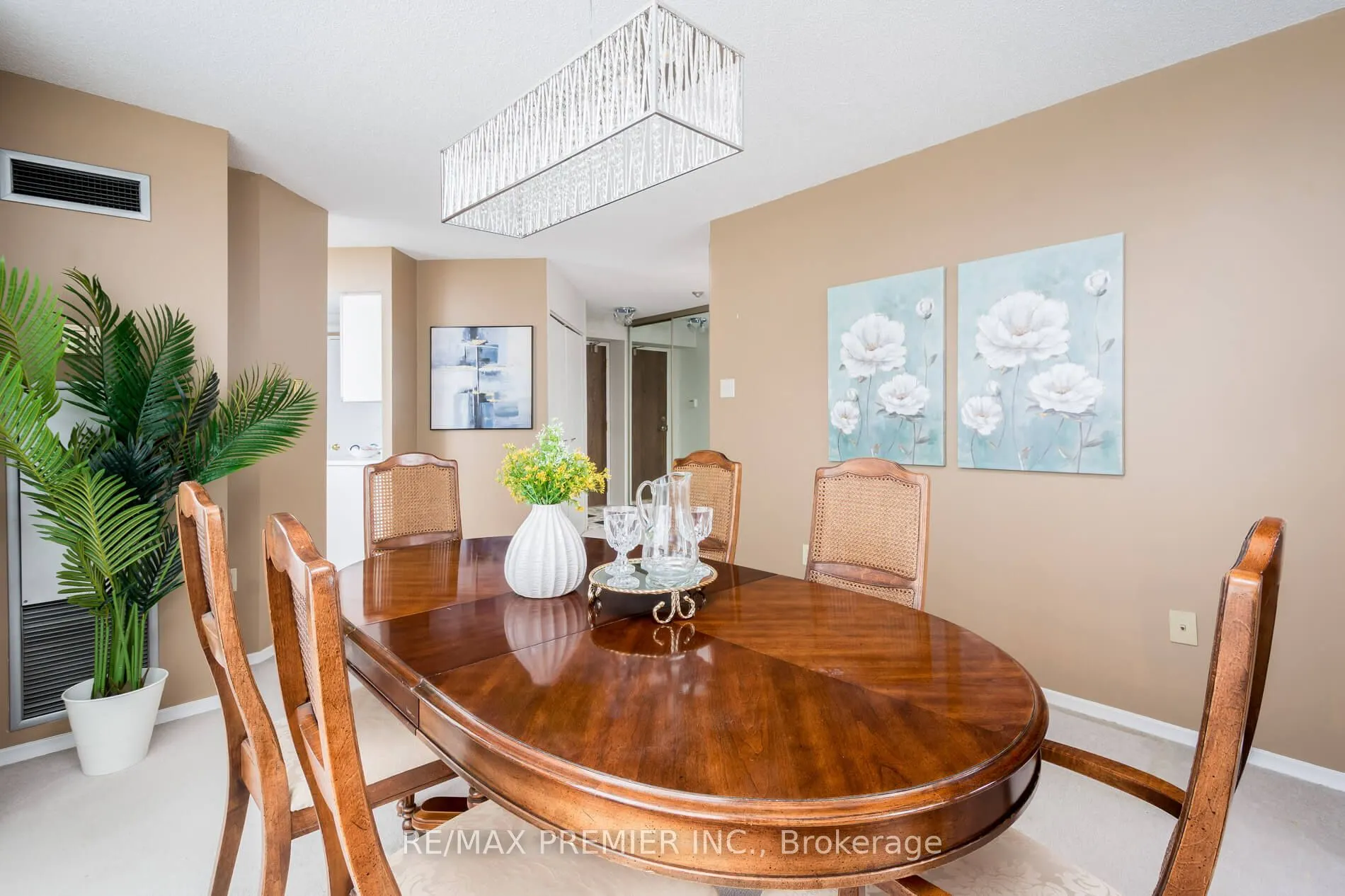 7440 Bathurst Street, #1614