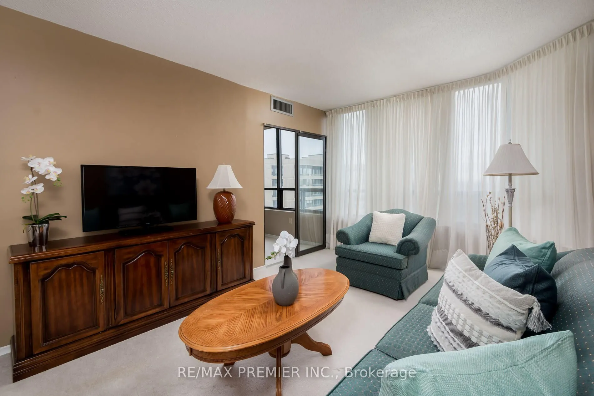7440 Bathurst Street, #1614