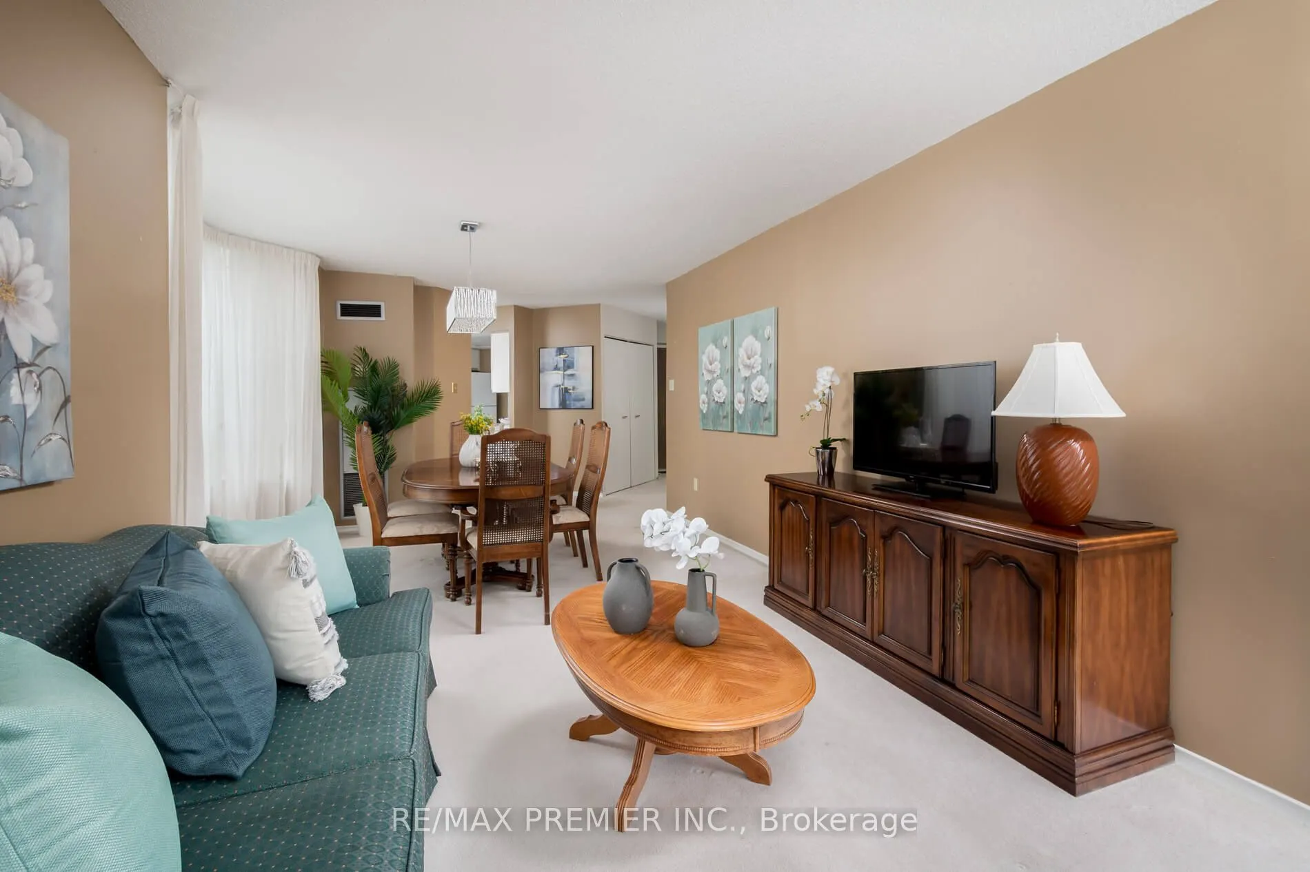 7440 Bathurst Street, #1614