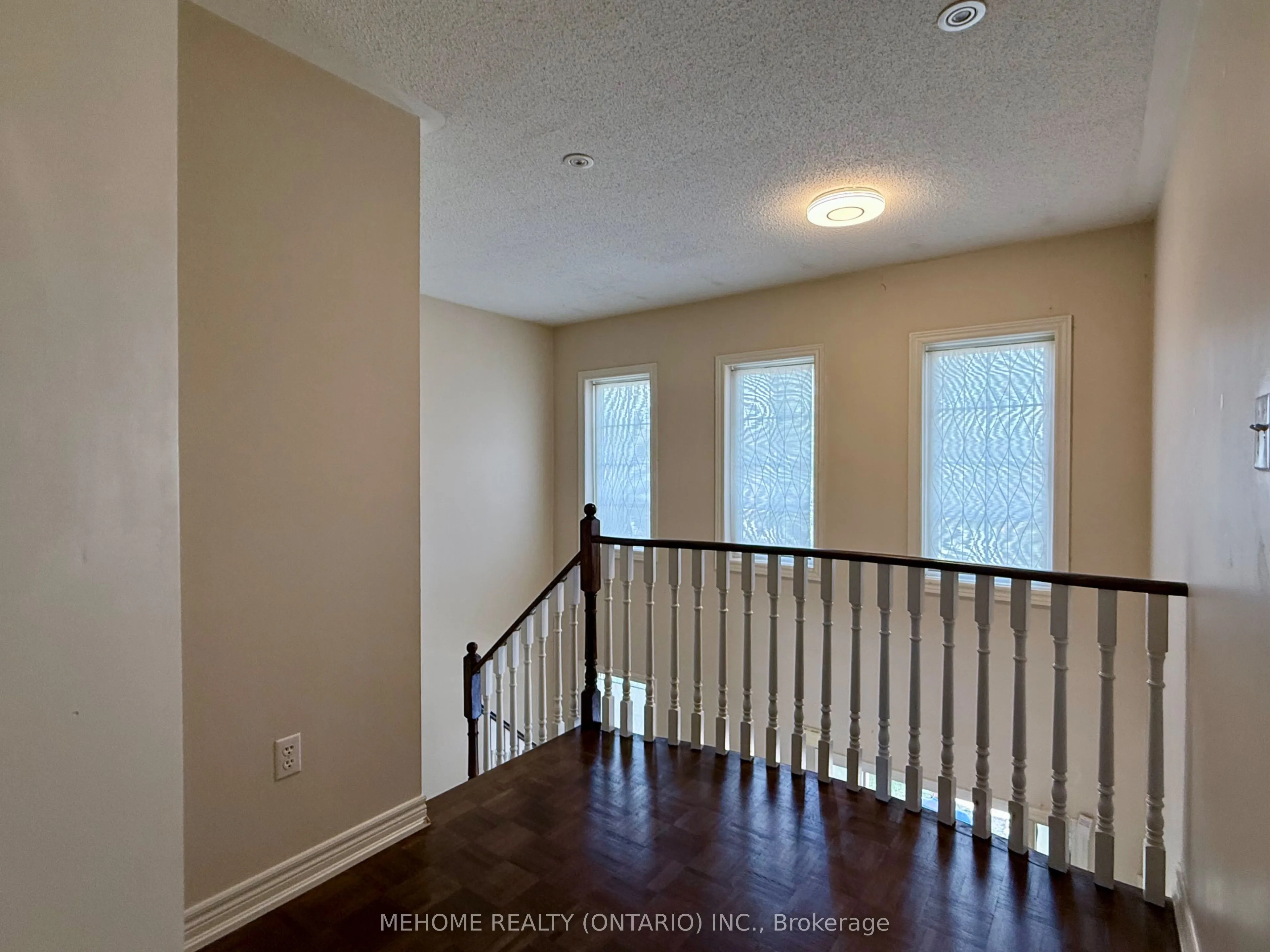 49 Selkirk Drive