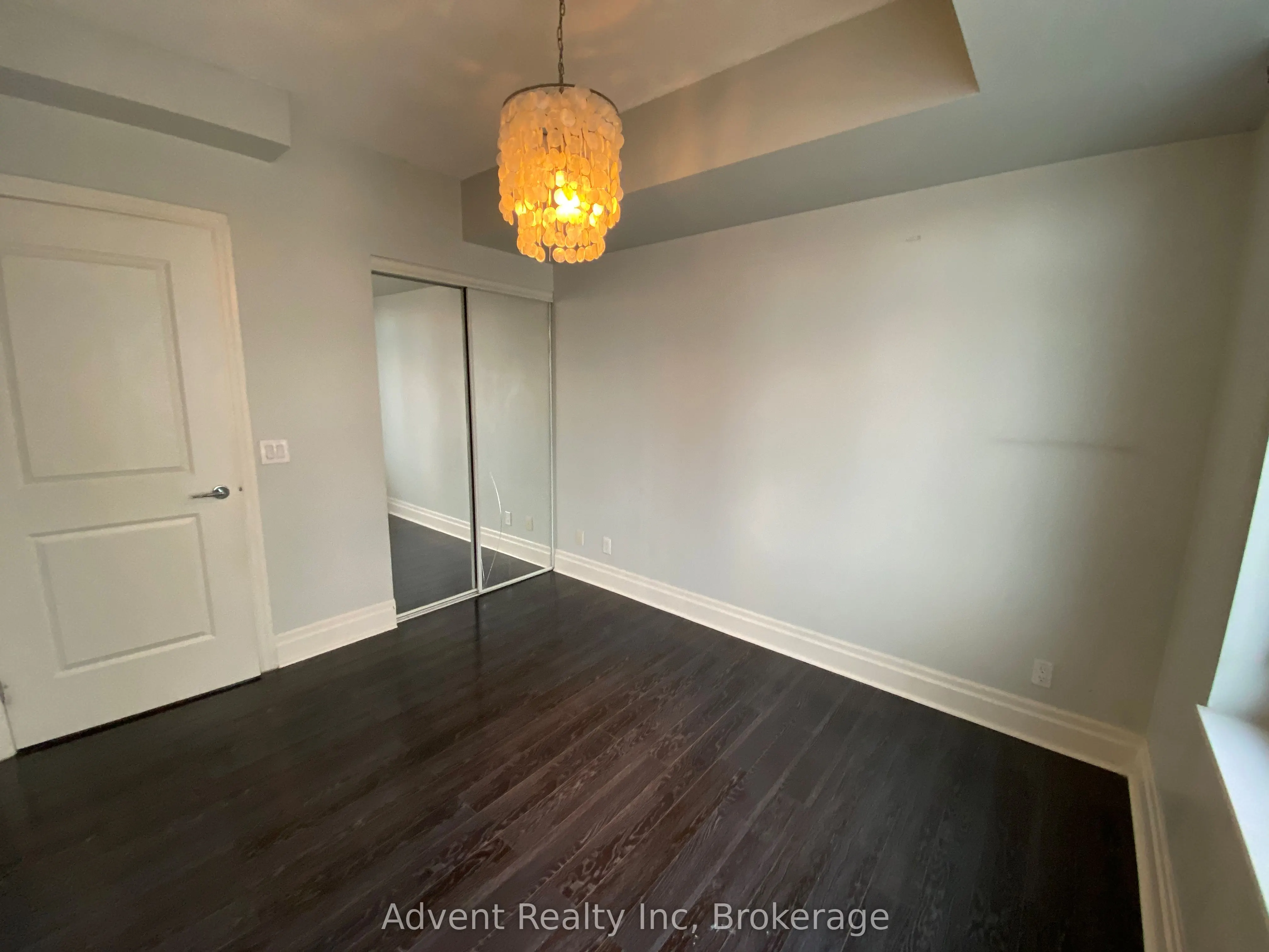 131 Upper Duke Crescent, #505