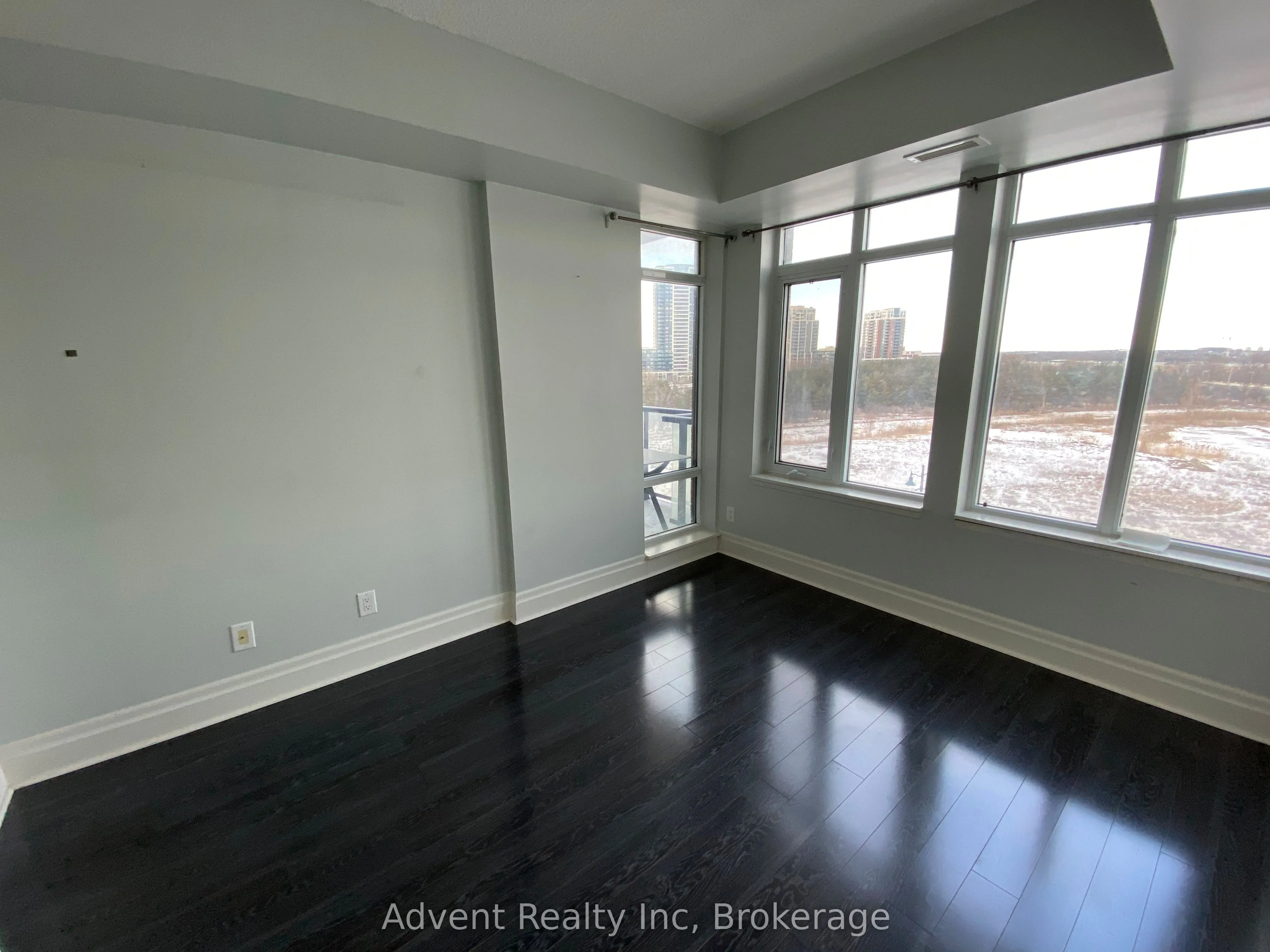 131 Upper Duke Crescent, #505