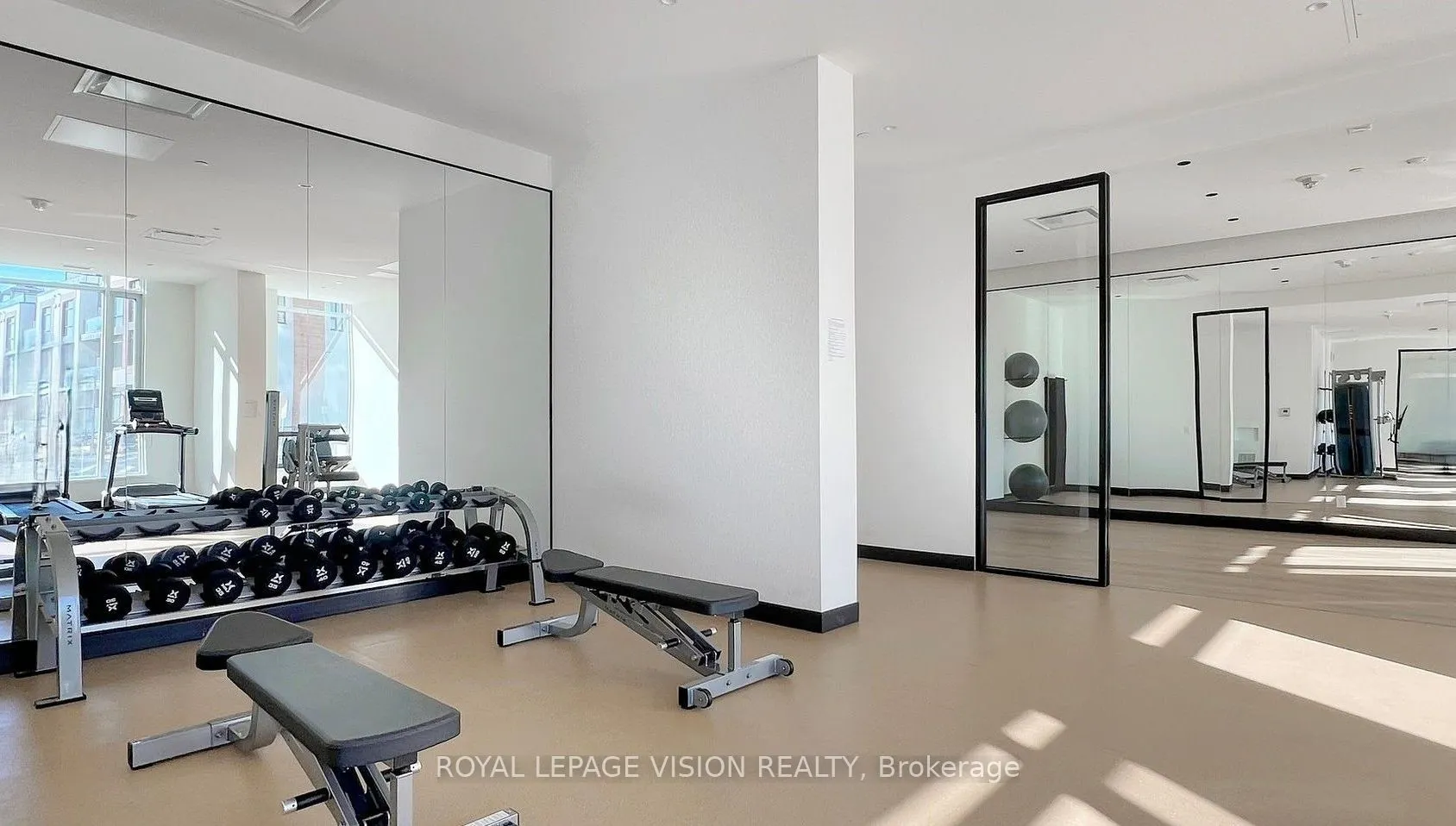 6 David Eyer Road, #907