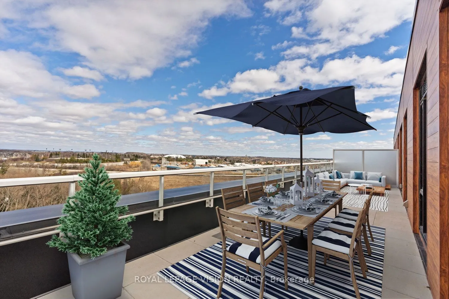 6 David Eyer Road, #907