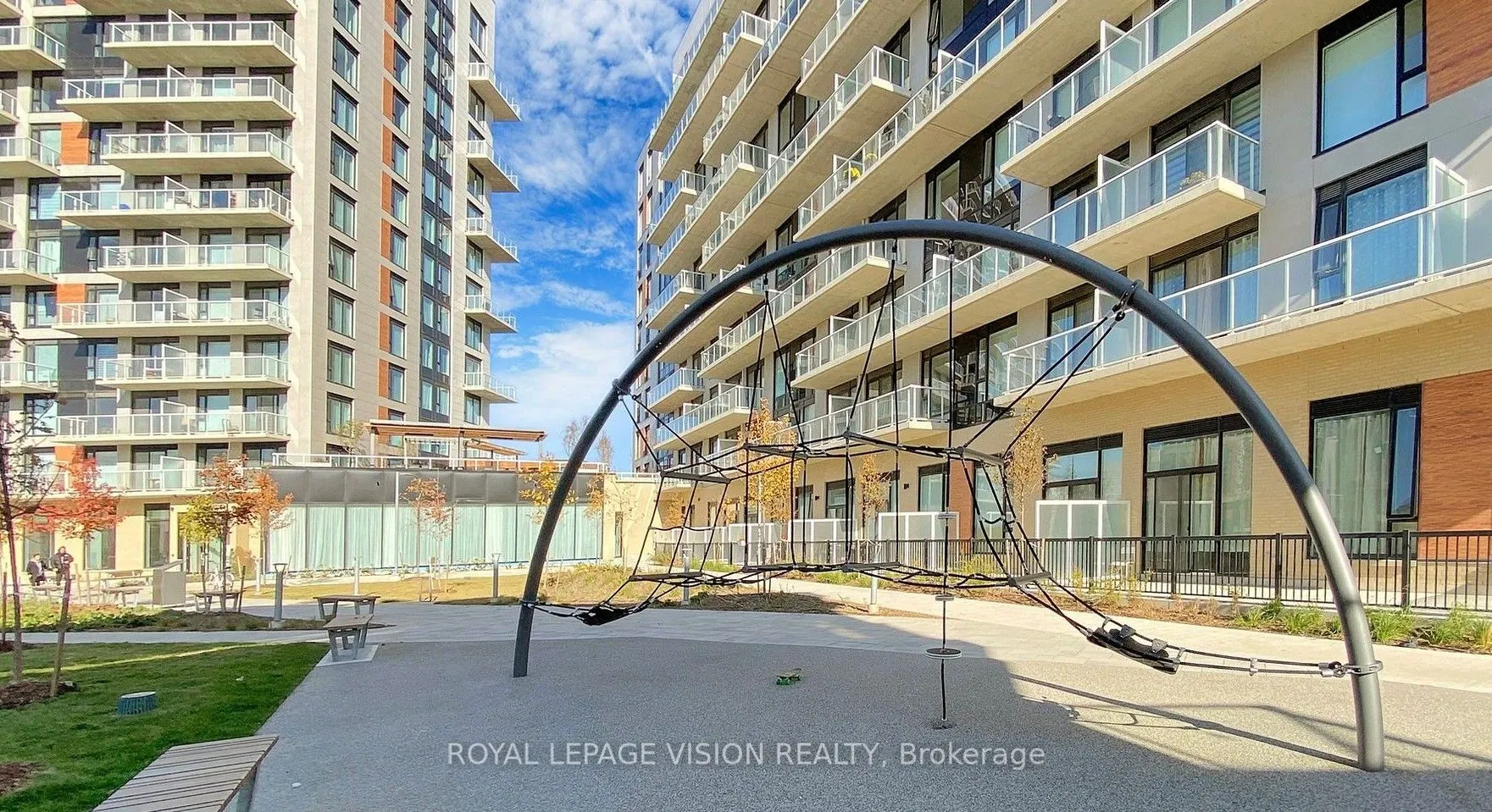 6 David Eyer Road, #907