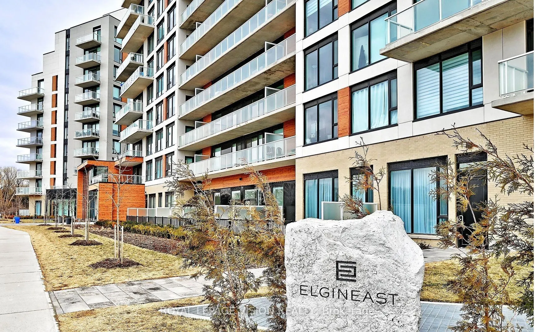 6 David Eyer Road, #907
