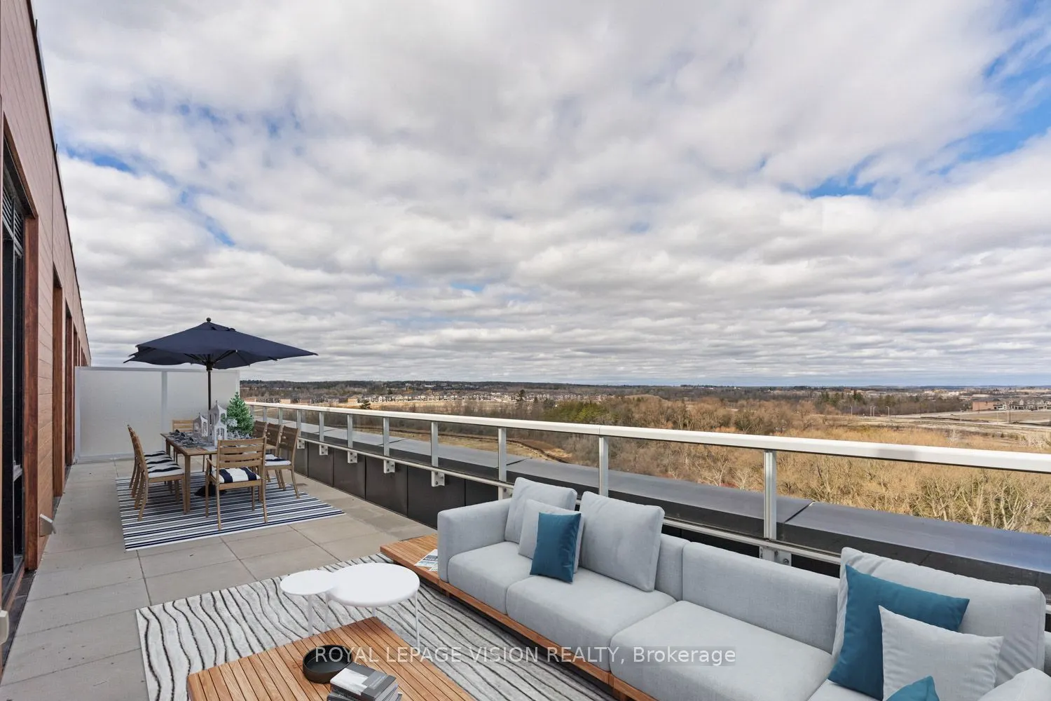 6 David Eyer Road, #907