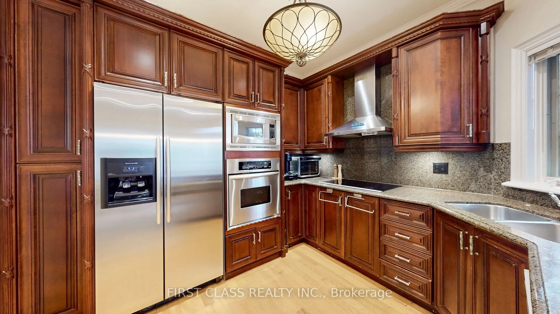 116 Kinloch Crescent
