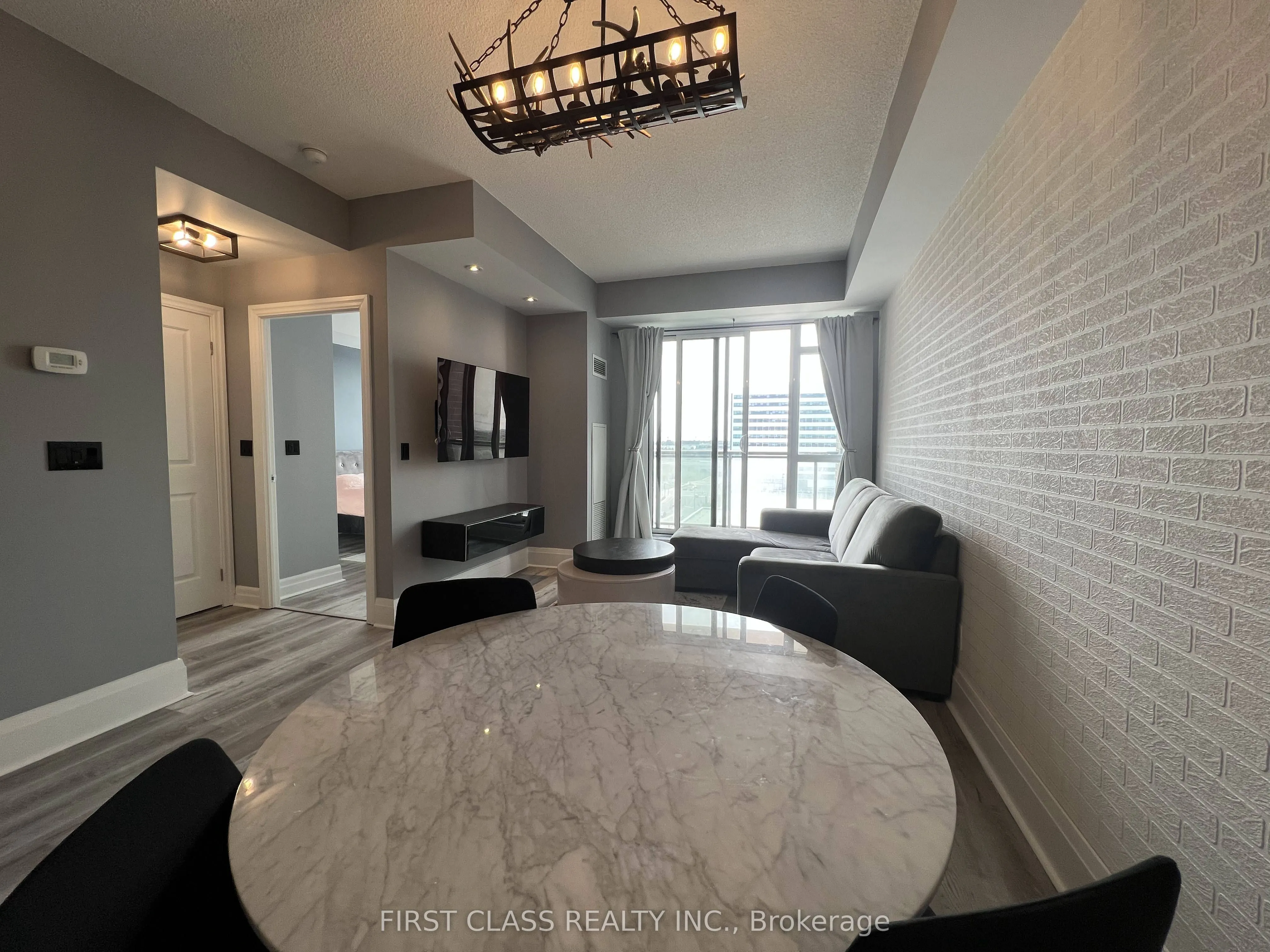 8110 Birchmount Road, #819
