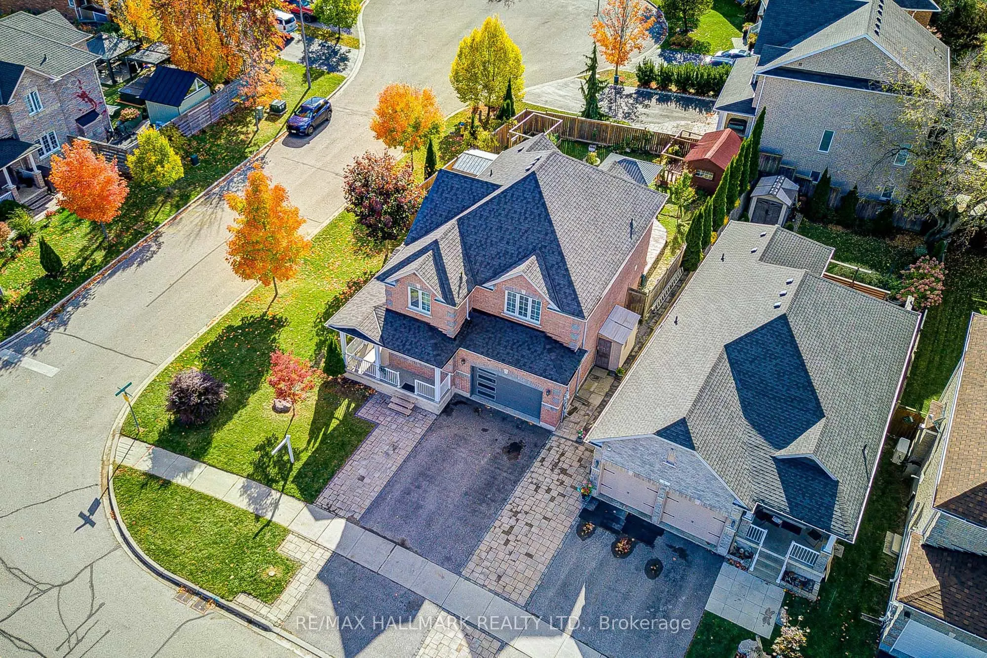 8 Glendower Crescent