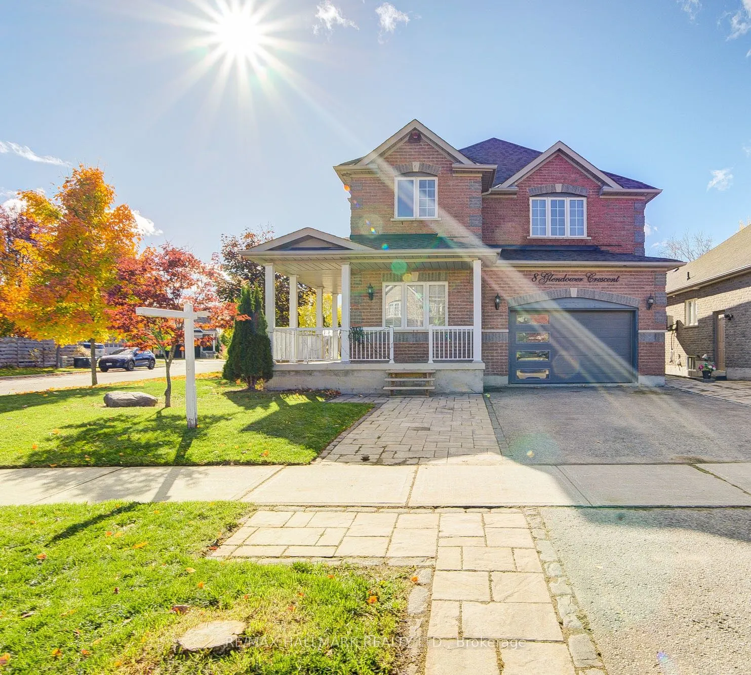 8 Glendower Crescent
