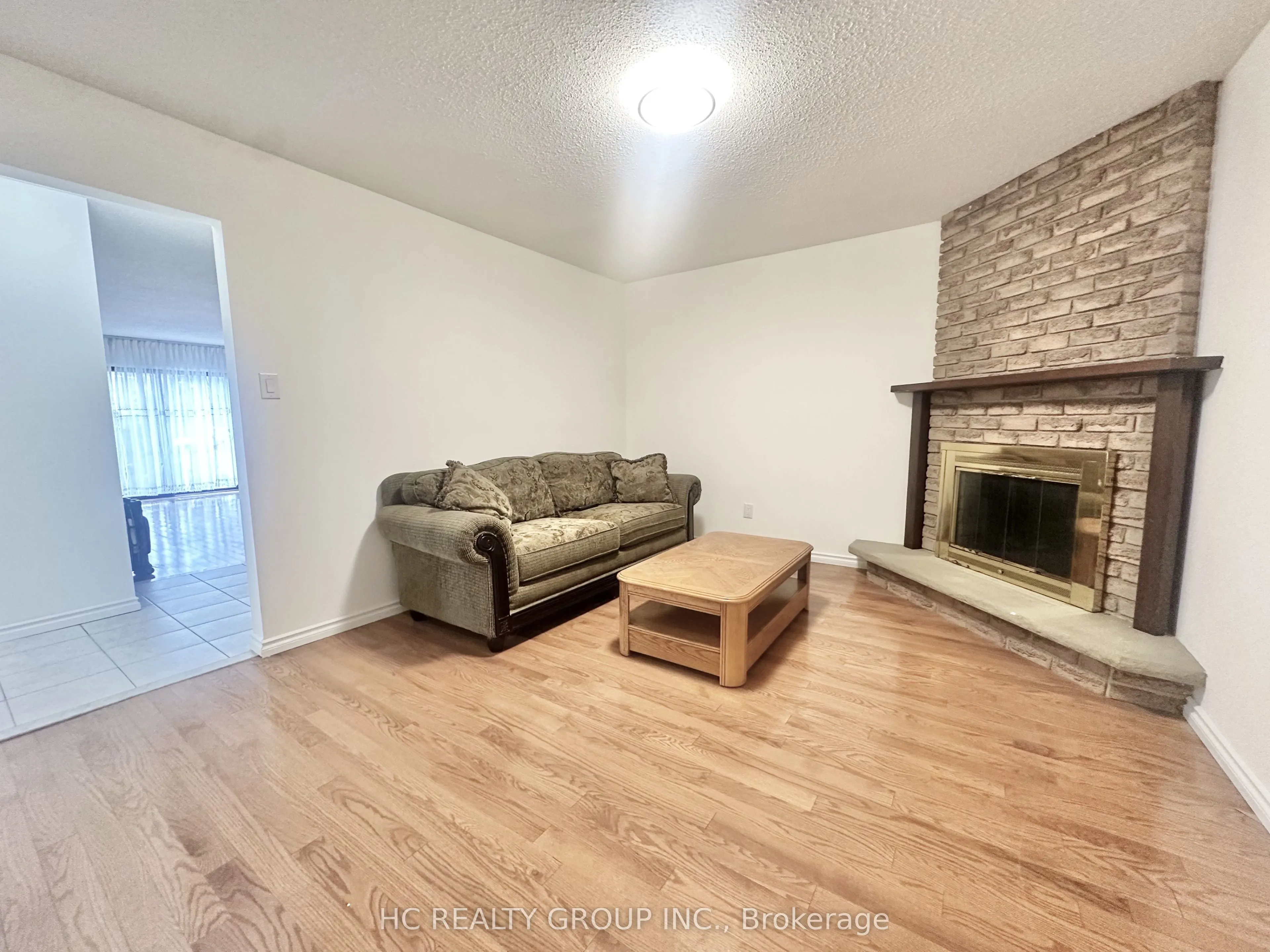 49 Carey Crescent
