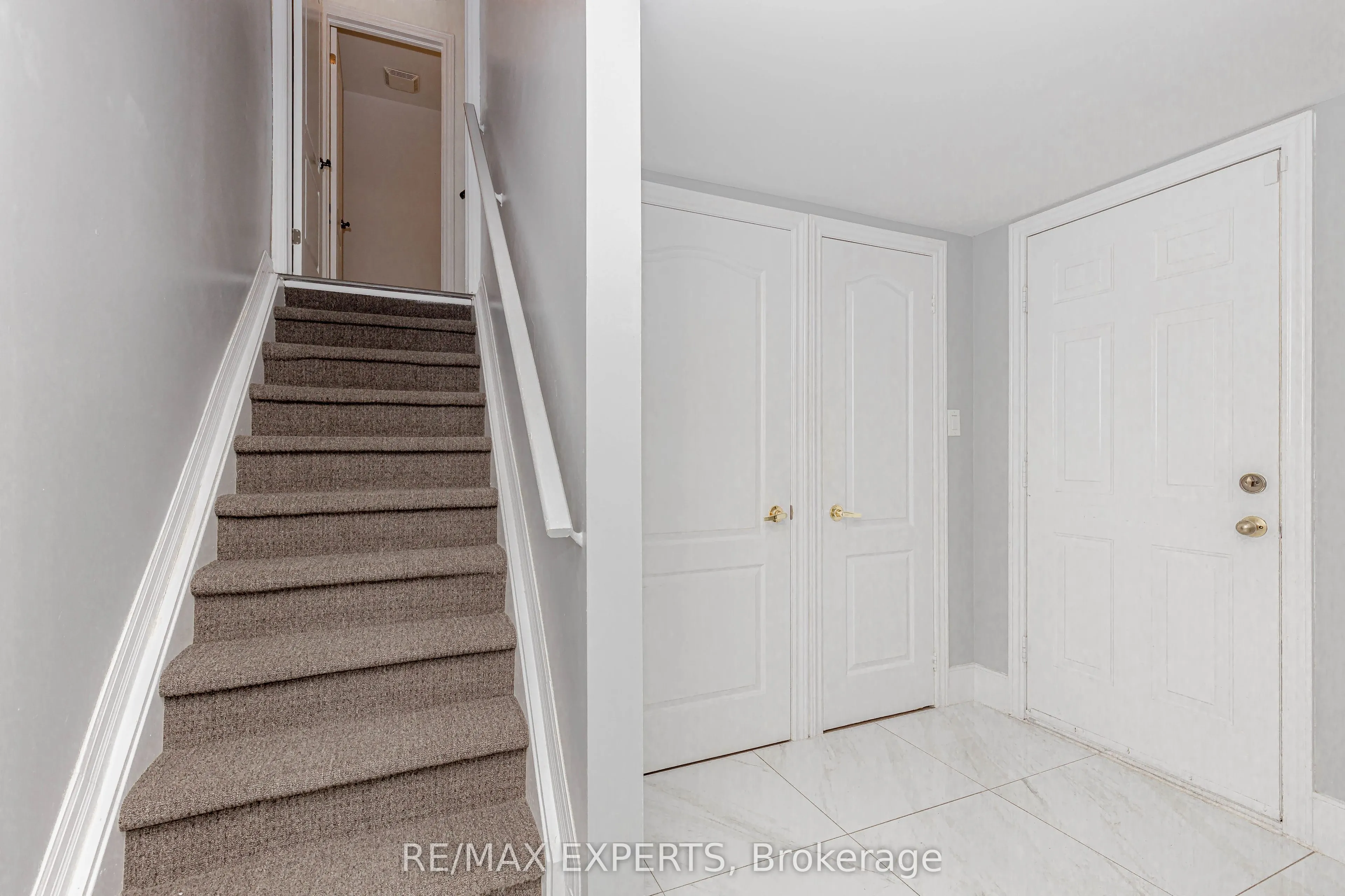 193 Fairlane Crescent