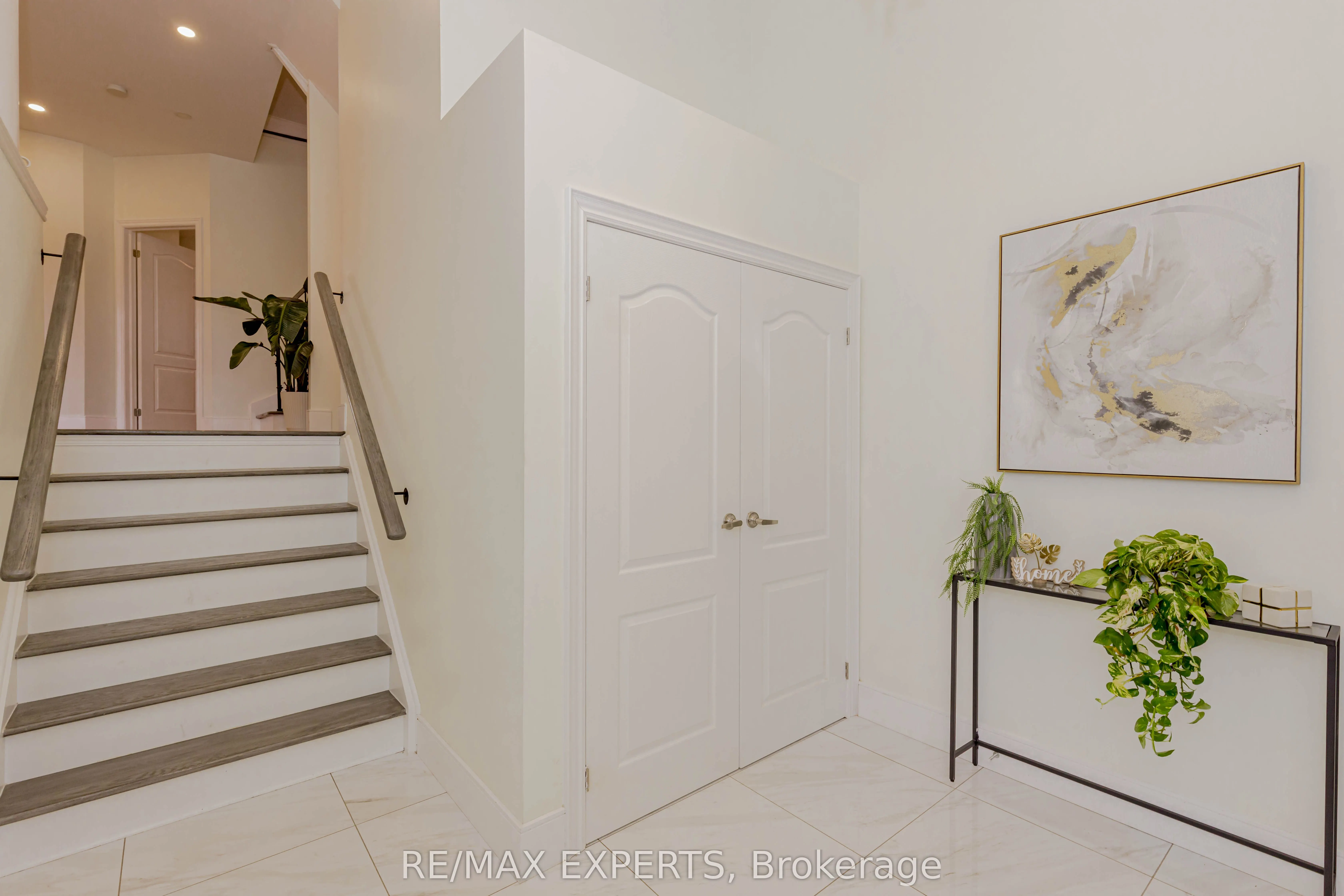 193 Fairlane Crescent