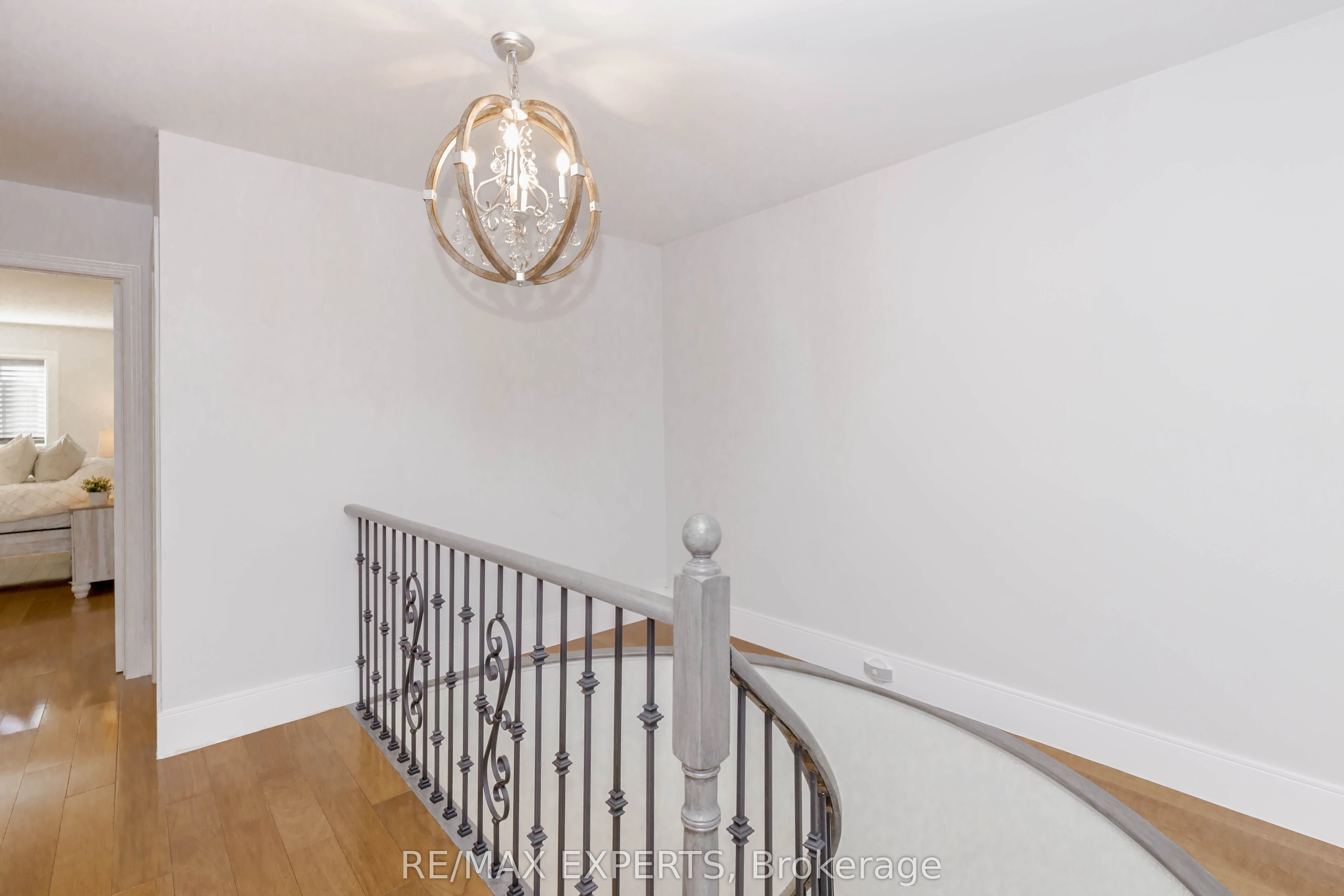 193 Fairlane Crescent