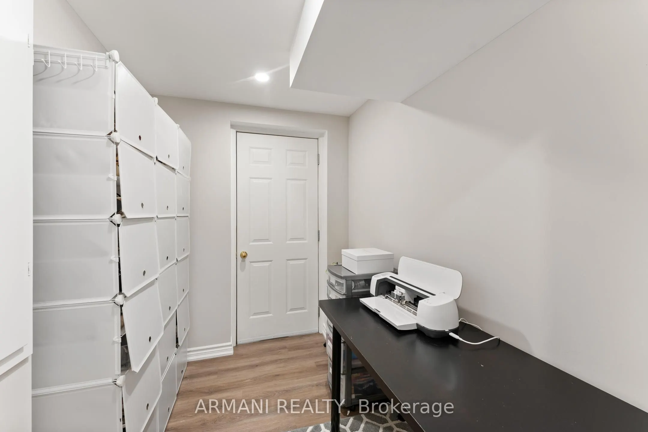 44 Alex Black Street