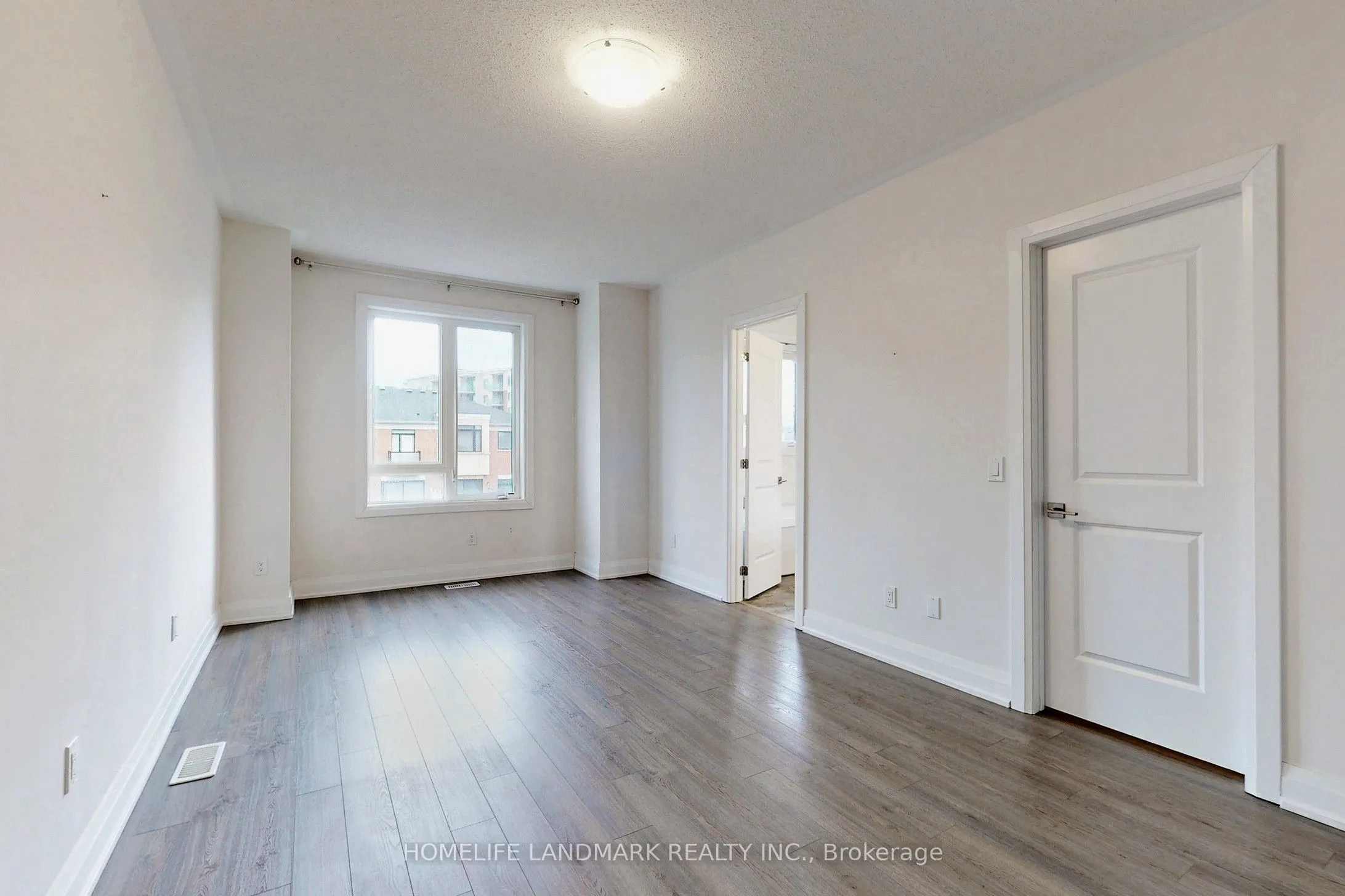 47 Sparks Street
