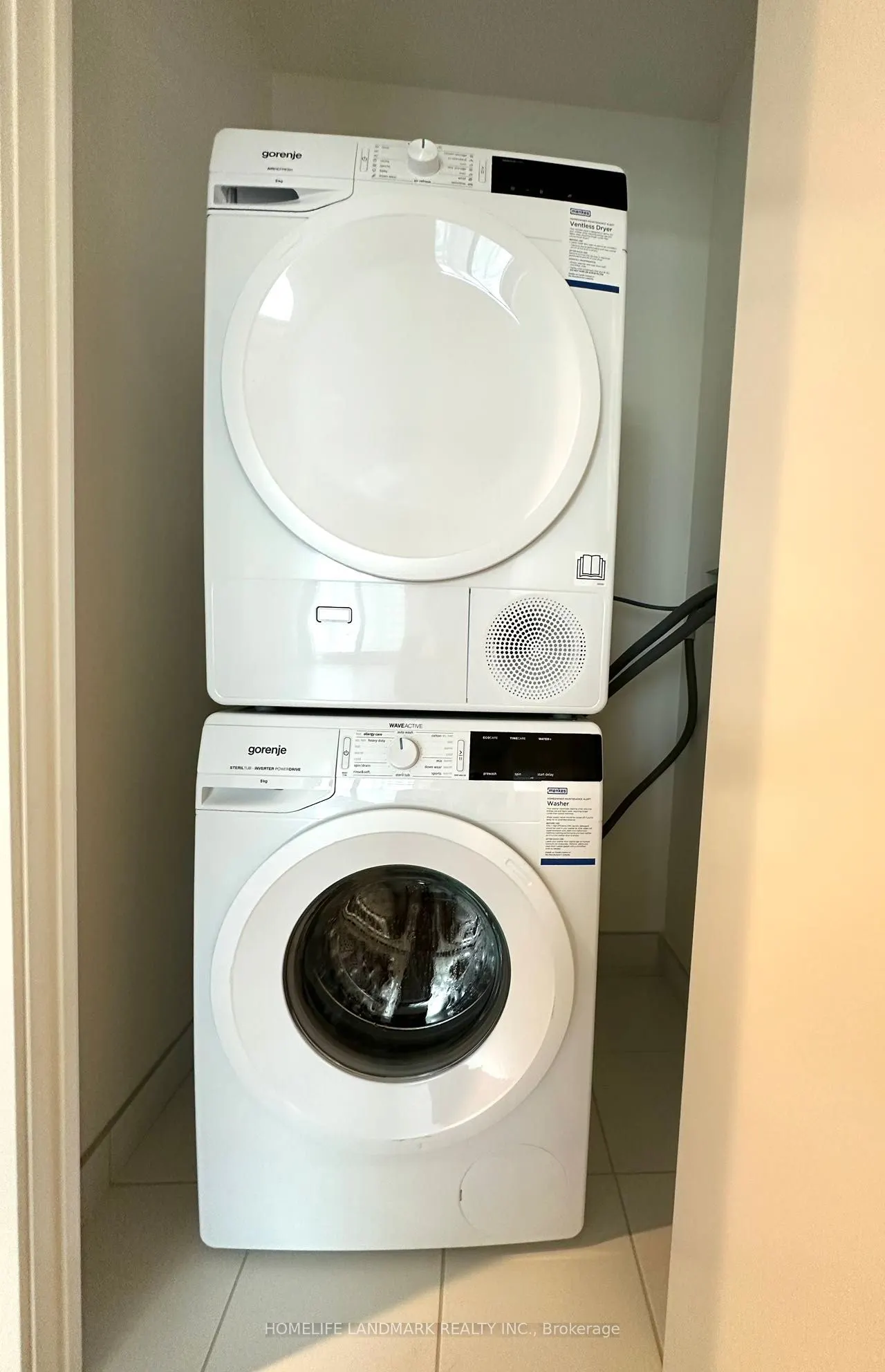 28 Interchange Way, #3815