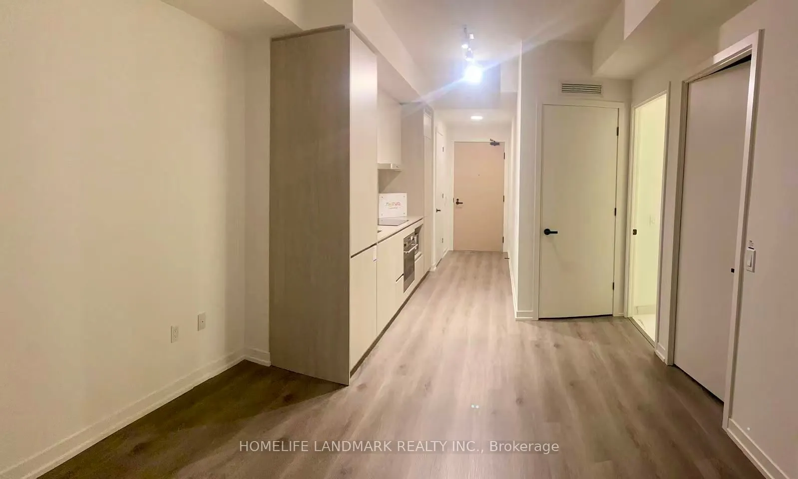 28 Interchange Way, #3815