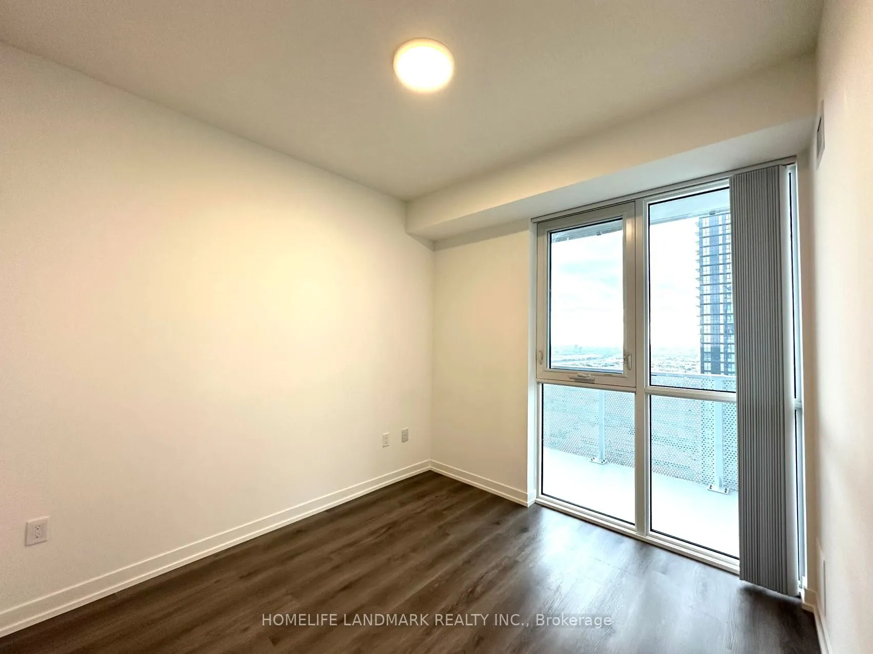 28 Interchange Way, #3815