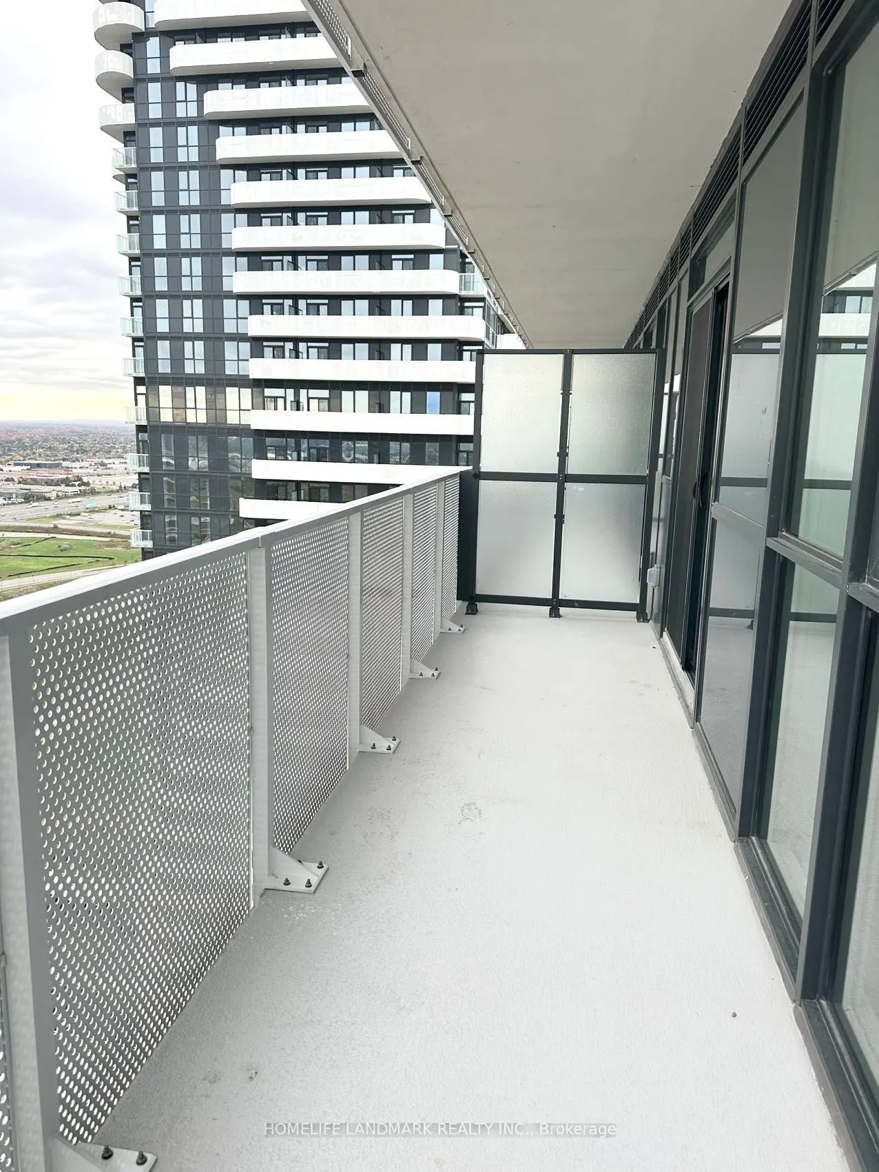 28 Interchange Way, #3815