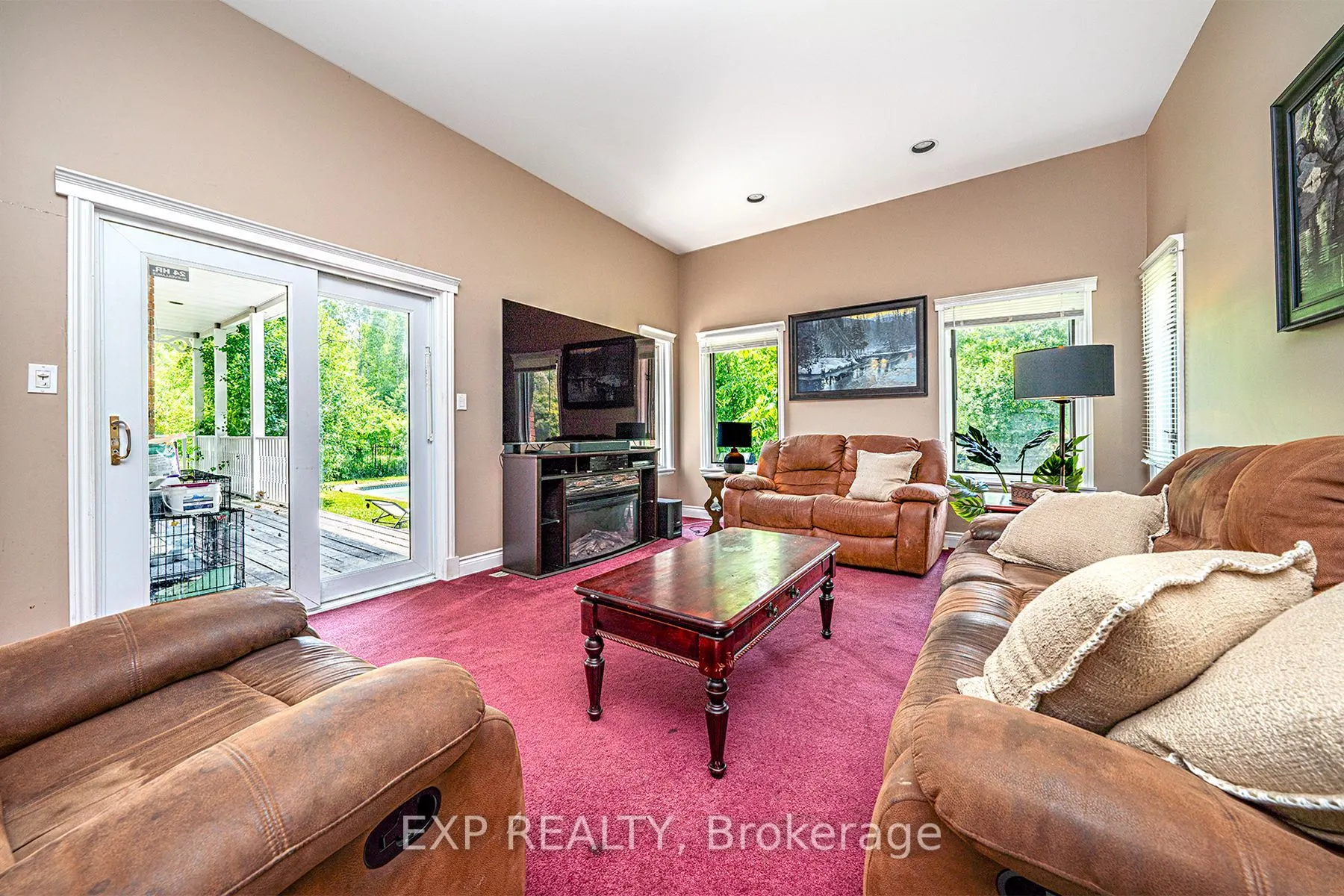 16 Audubon Way