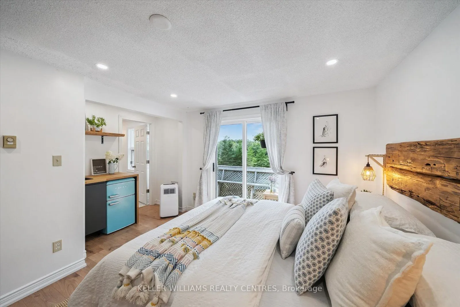 25154 Valley View Drive