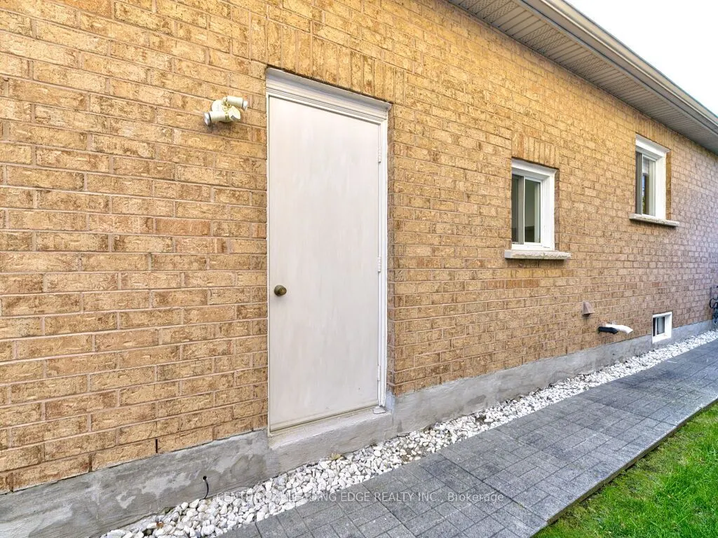 52 Sabiston Drive