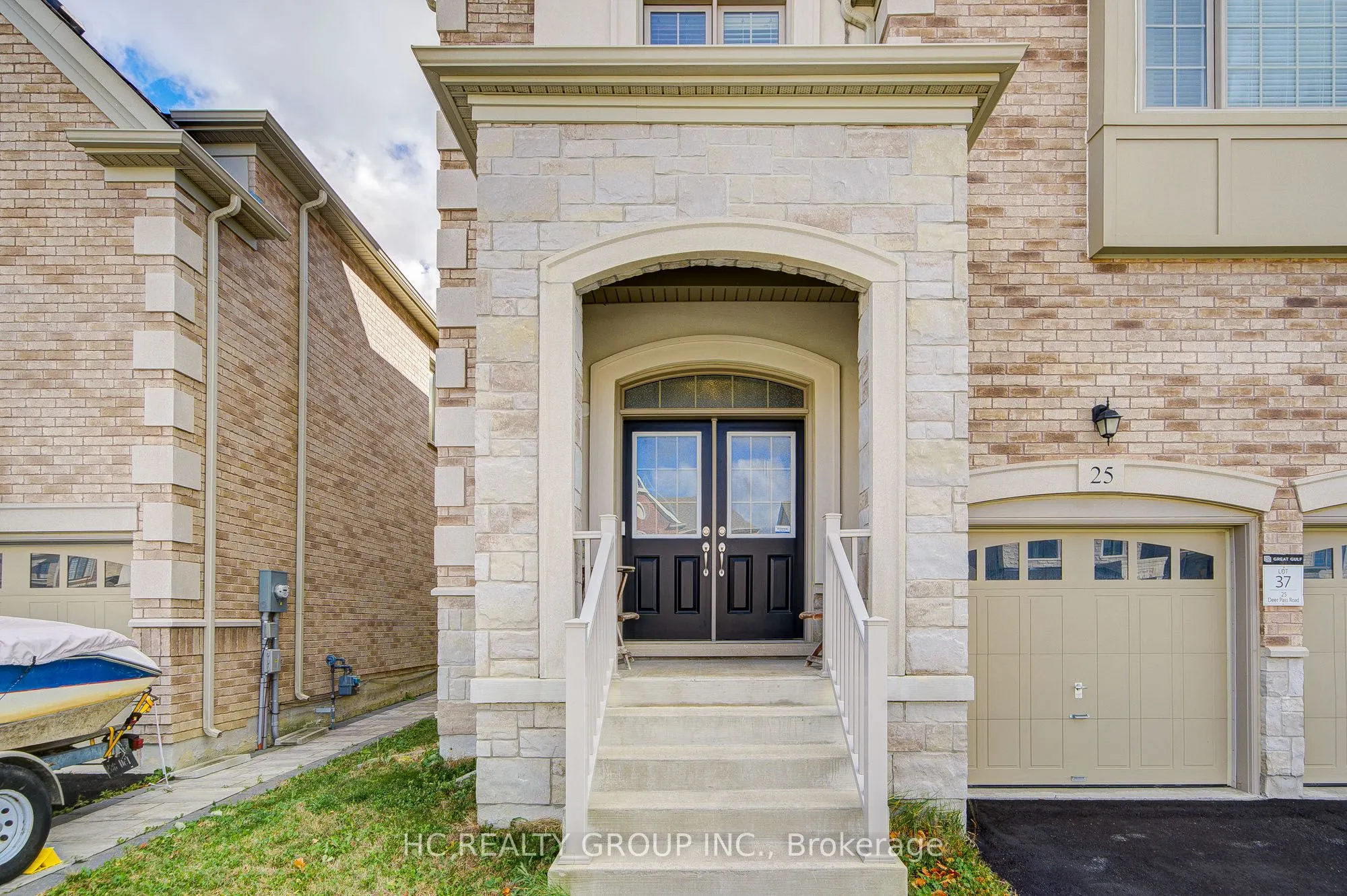 25 Deer Pass Road