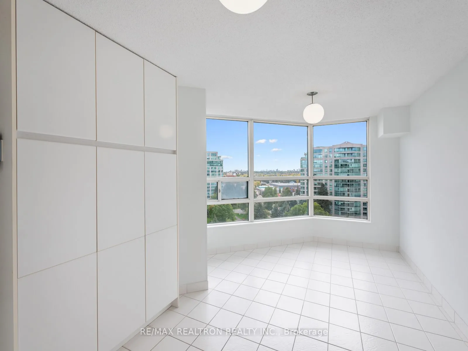 7905 BAYVIEW Avenue, #1005
