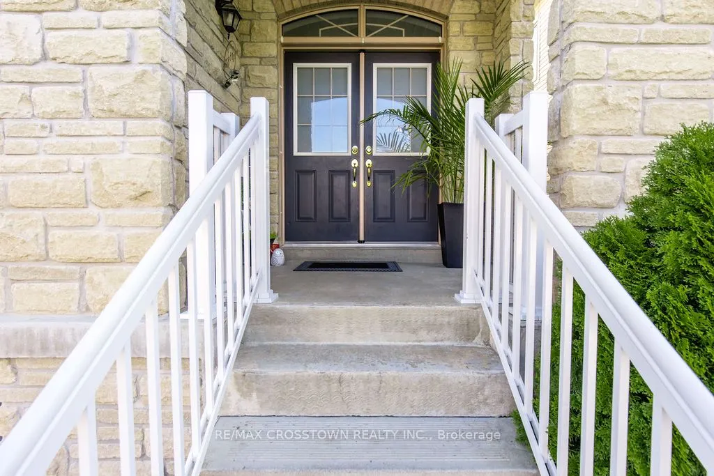 49 Greenwood Drive