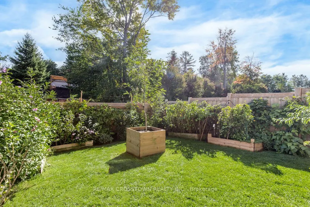 49 Greenwood Drive
