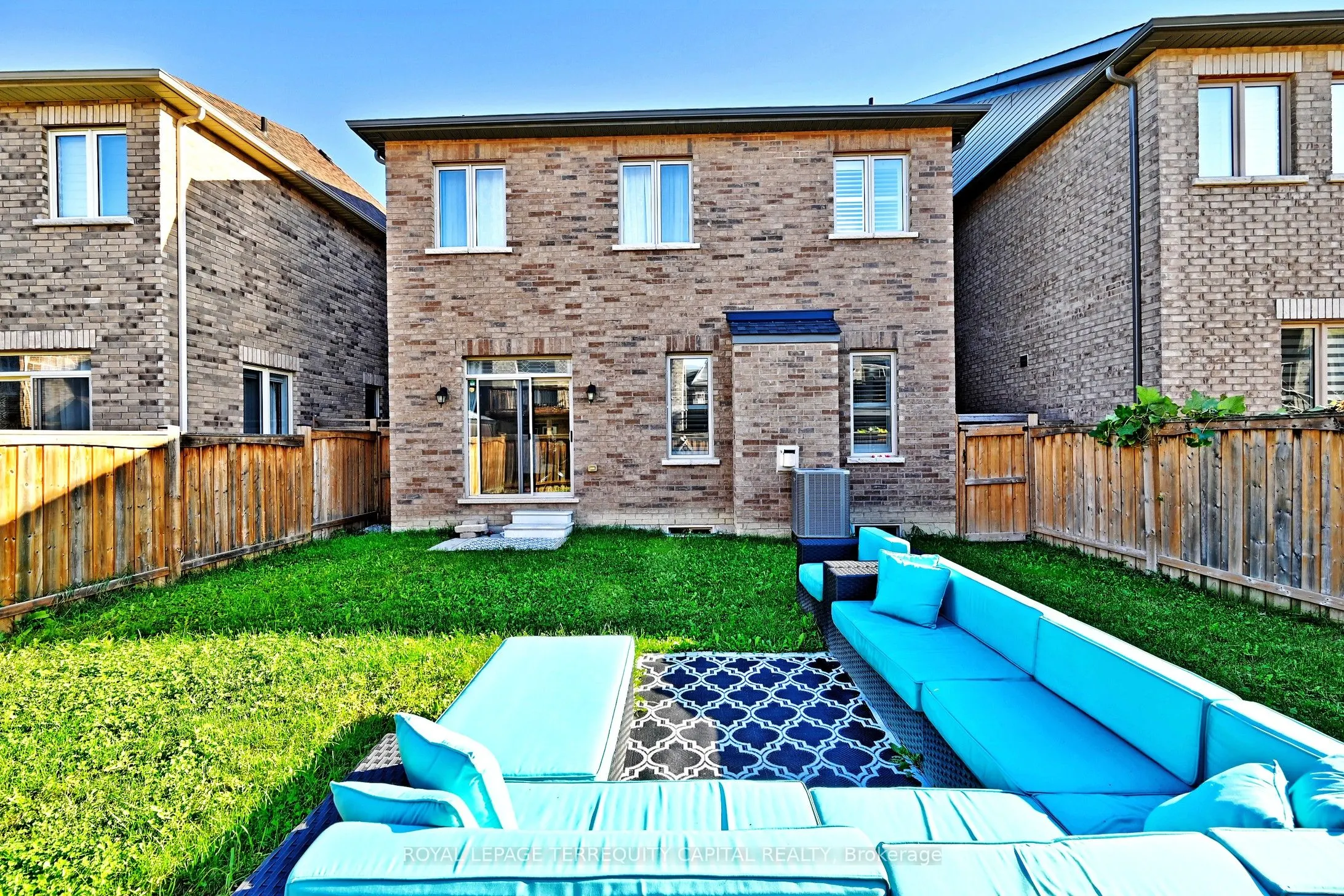 14 Beaconsfield Drive